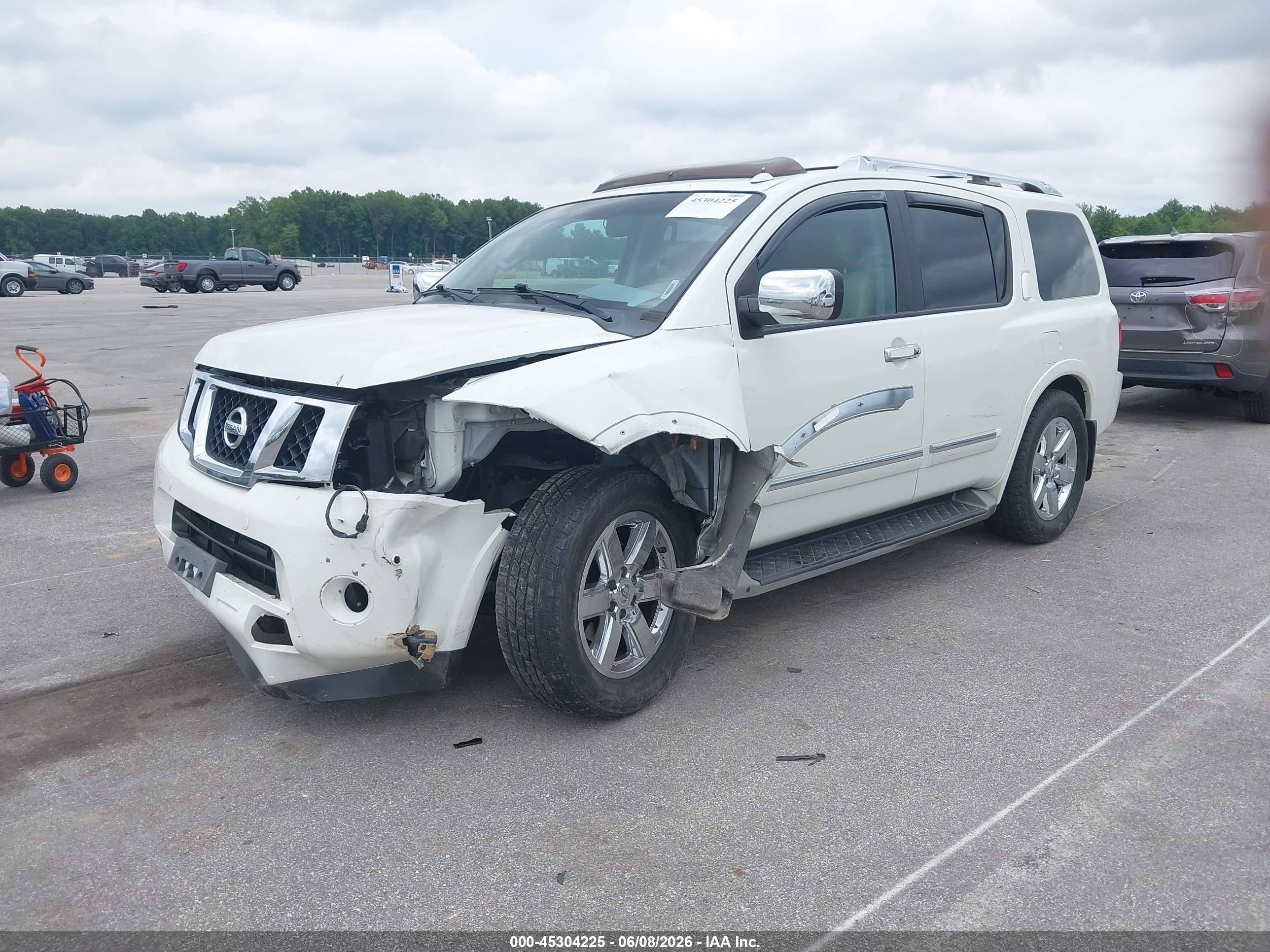 2013 Nissan Armada Platinum White vin: 5N1BA0NE2DN612702