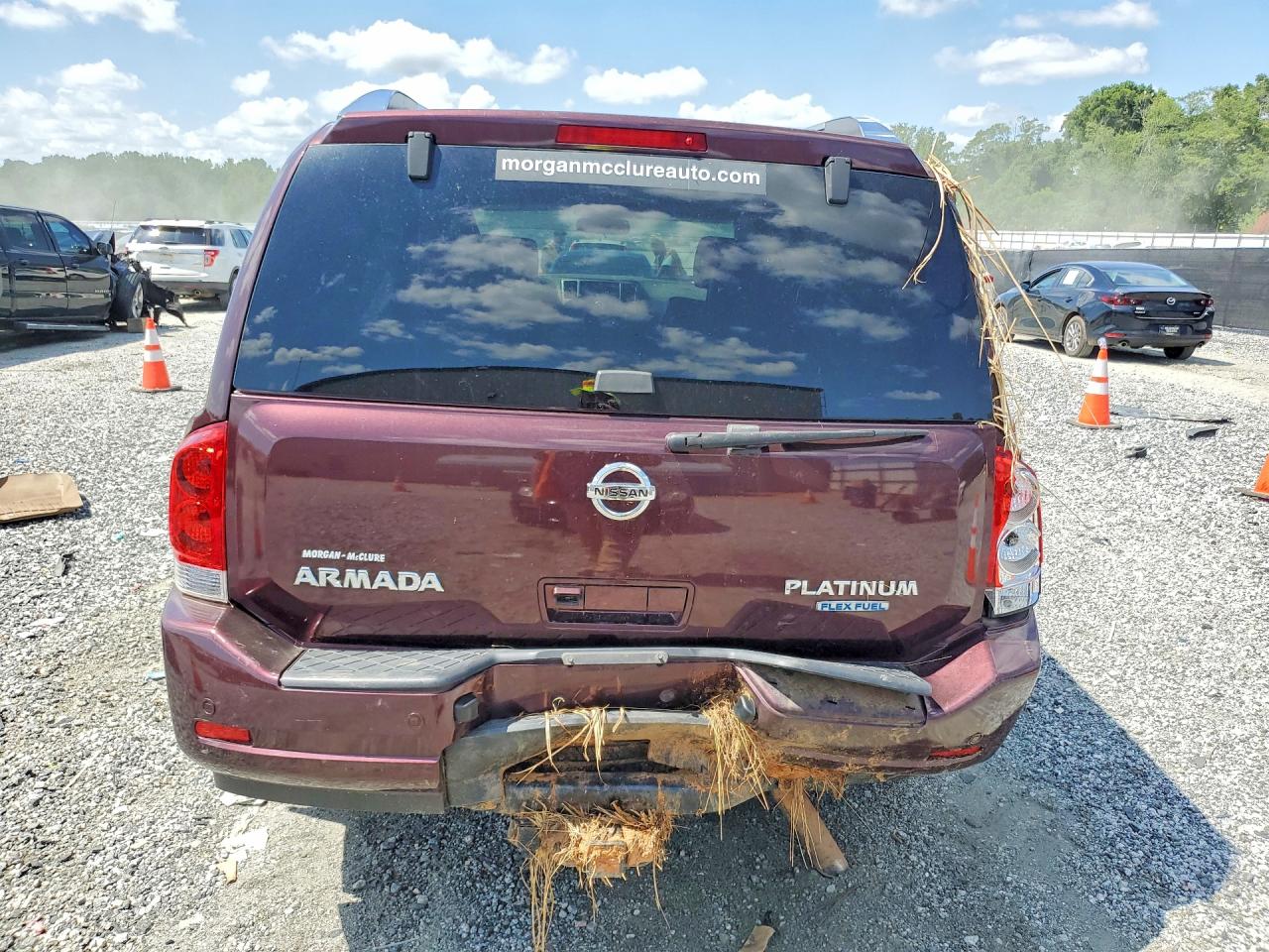 2015 Nissan Armada Platinum Maroon vin: 5N1BA0NE5FN613099