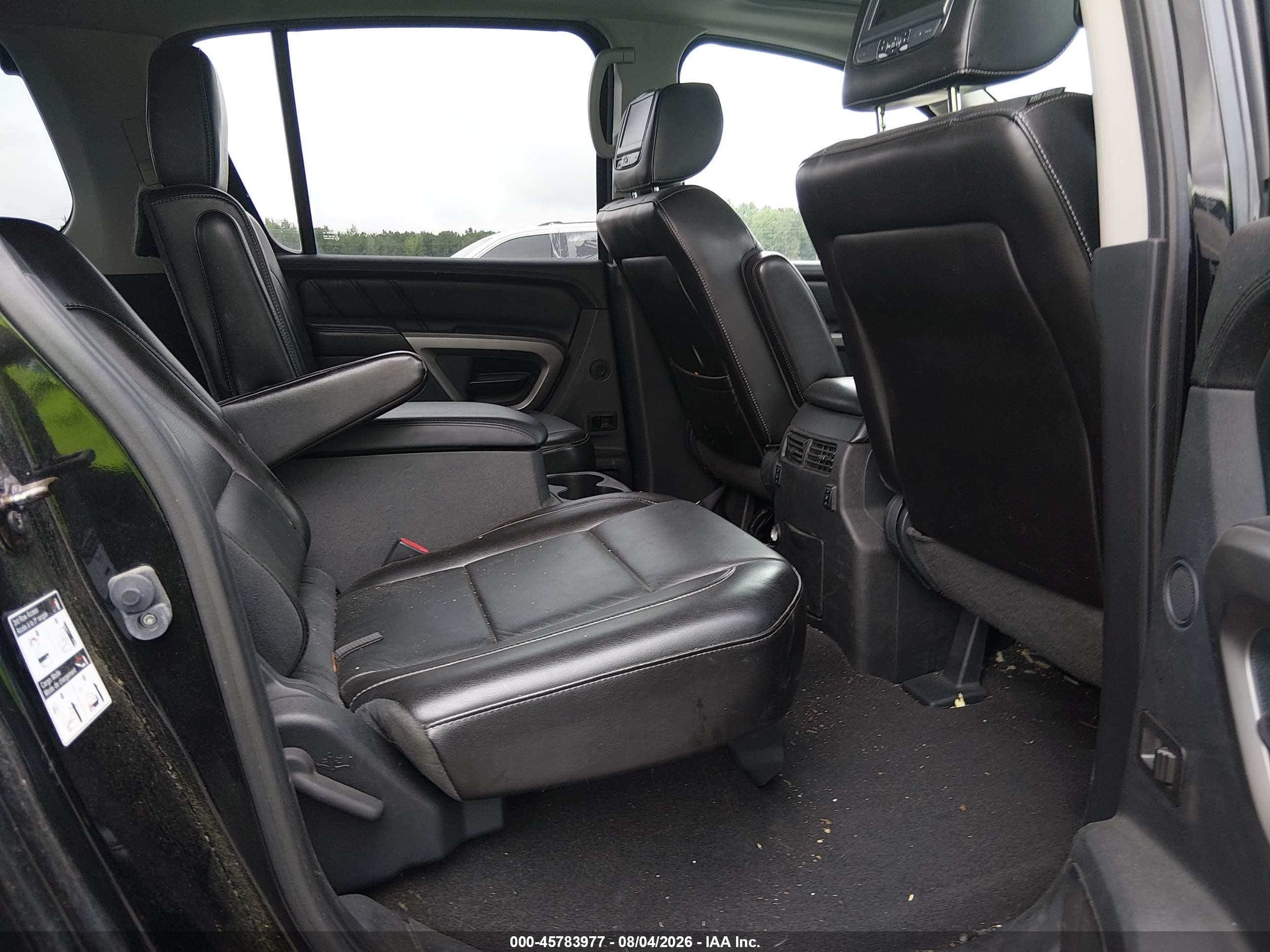 2015 Nissan Armada Platinum Black vin: 5N1BA0NE6FN612172
