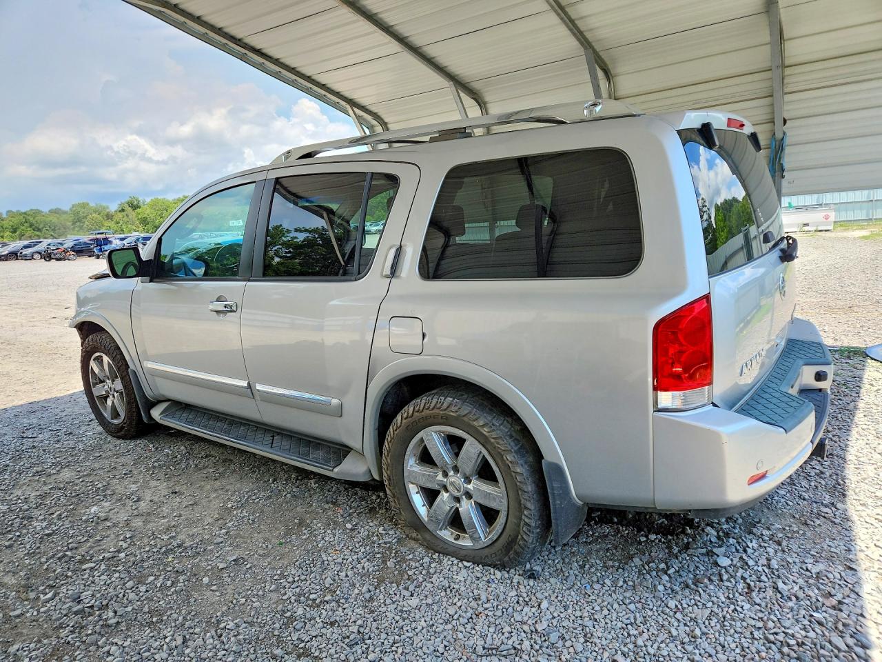 2011 Nissan Armada Platinum Silver vin: 5N1BA0NE7BN620582
