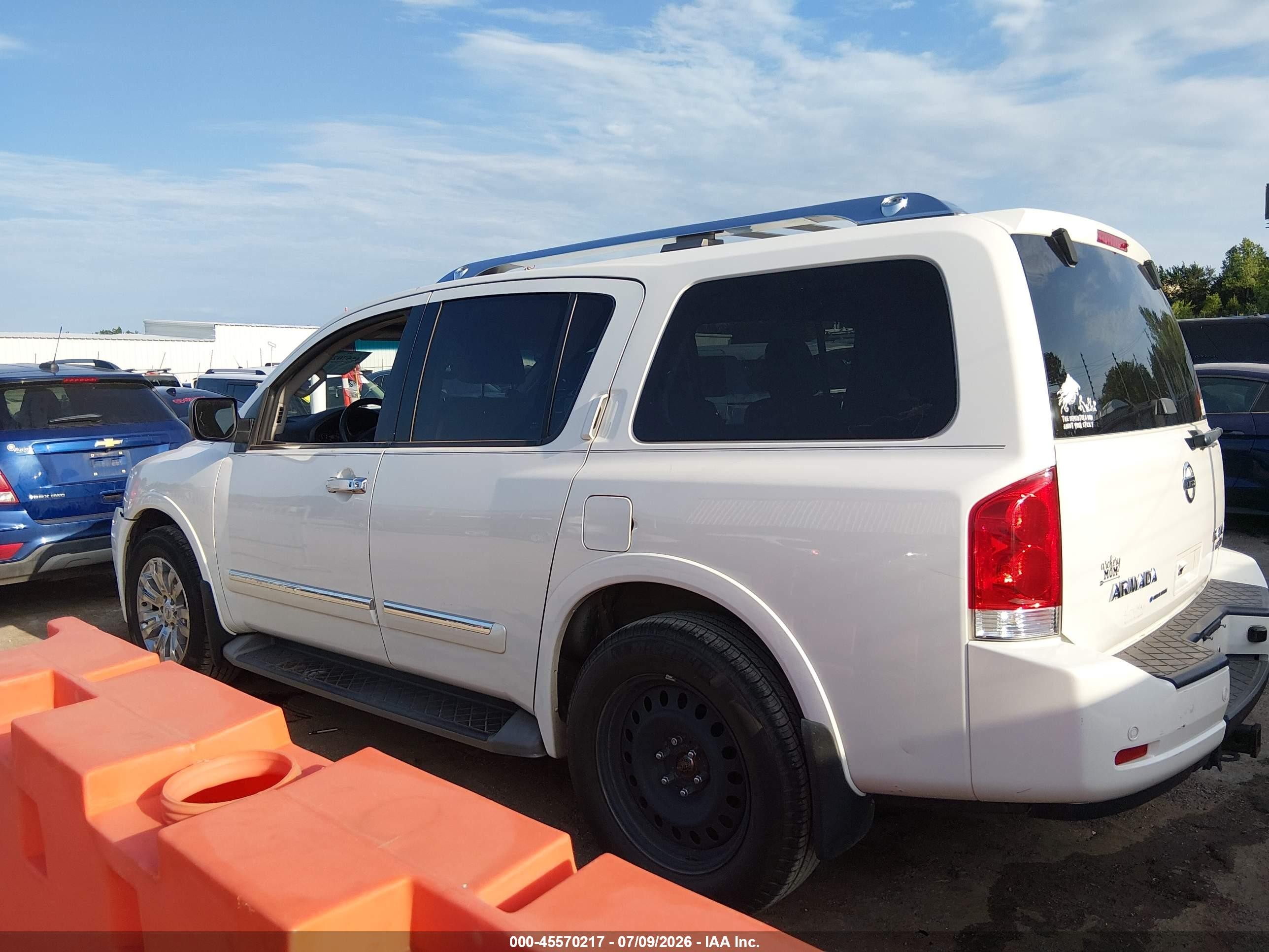 2015 Nissan Armada Platinum Белый vin: 5N1BA0NE8FN608401