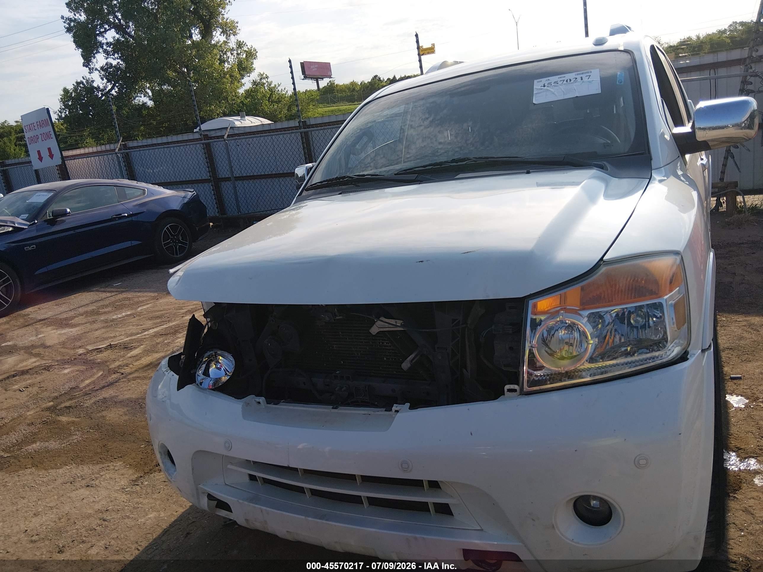 2015 Nissan Armada Platinum Белый vin: 5N1BA0NE8FN608401