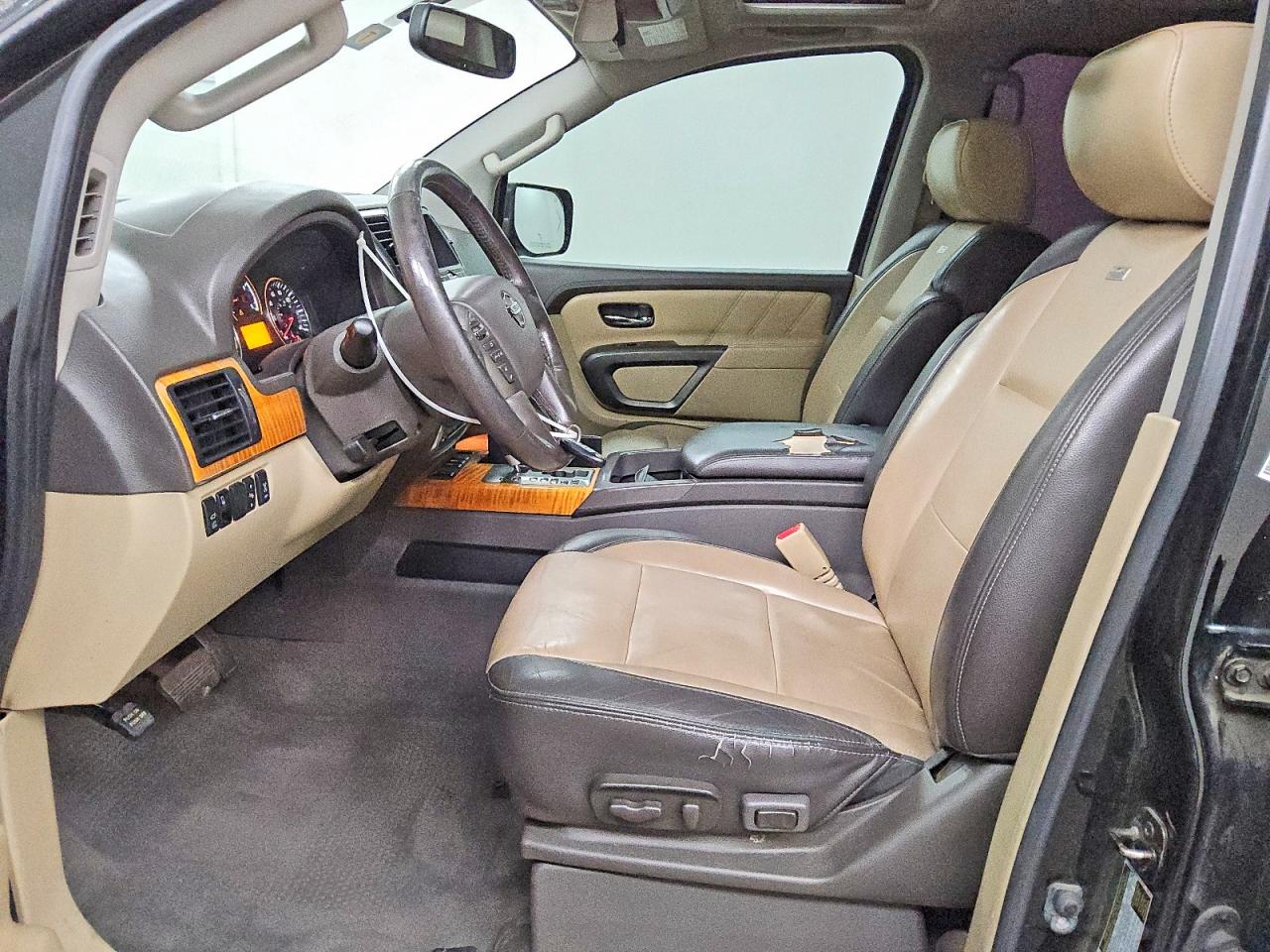 2015 Nissan Armada Platinum Черный vin: 5N1BA0NF2FN609990
