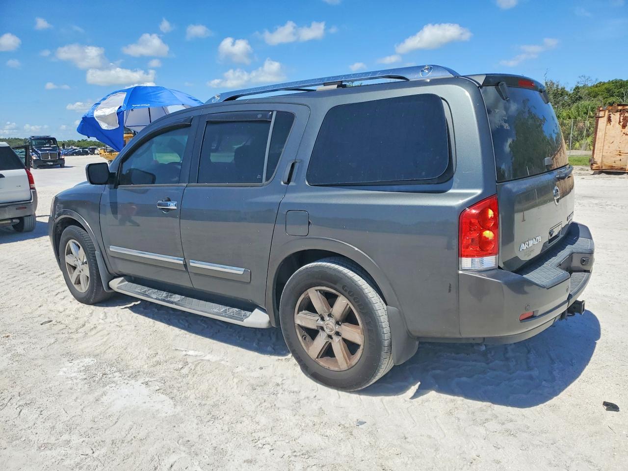 2011 Nissan Armada Platinum Charcoal vin: 5N1BA0NF3BN615081
