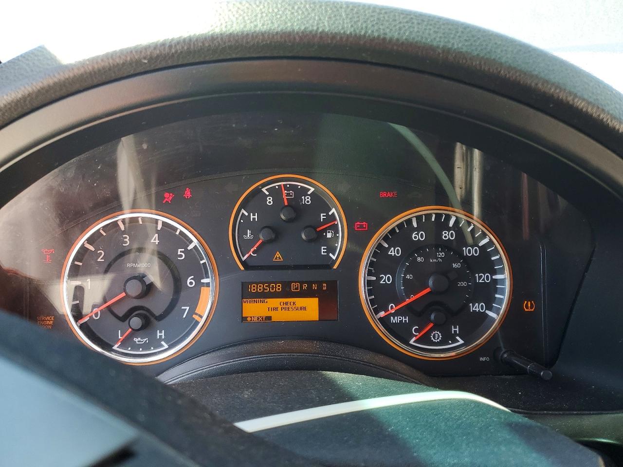 2011 Nissan Armada Platinum Charcoal vin: 5N1BA0NF3BN615081