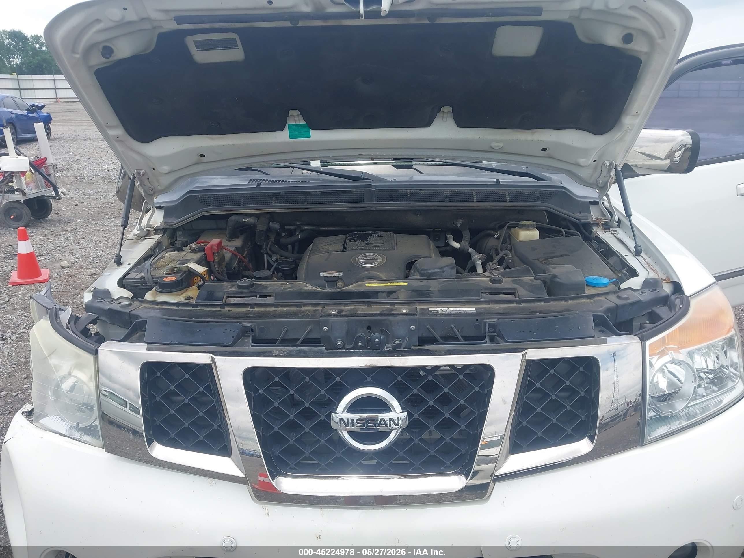 2015 Nissan Armada Platinum White vin: 5N1BA0NF3FN606791