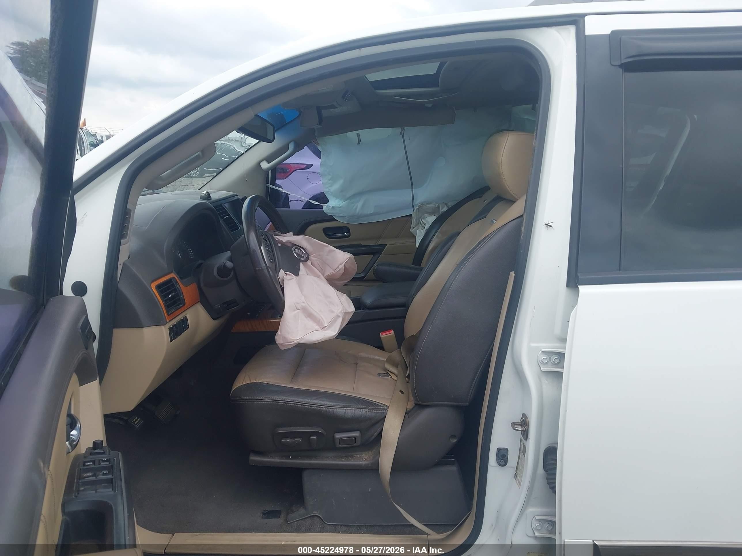 2015 Nissan Armada Platinum White vin: 5N1BA0NF3FN606791