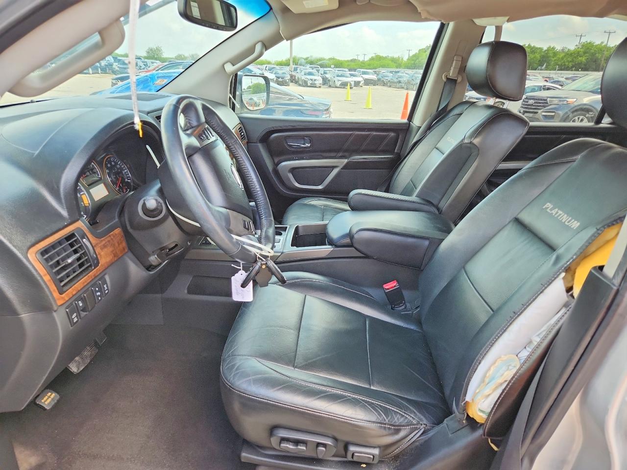 2015 Nissan Armada Platinum Серебряный vin: 5N1BA0NF3FN612591