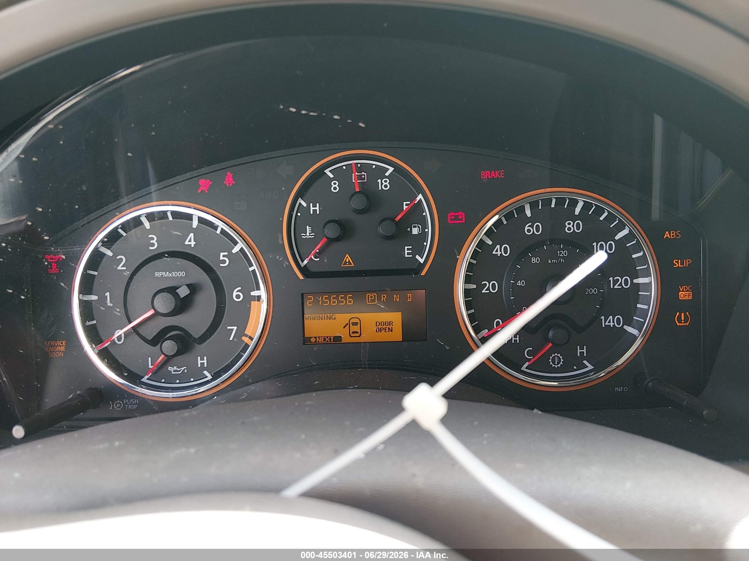 2011 Nissan Armada Platinum White vin: 5N1BA0NF4BN605787