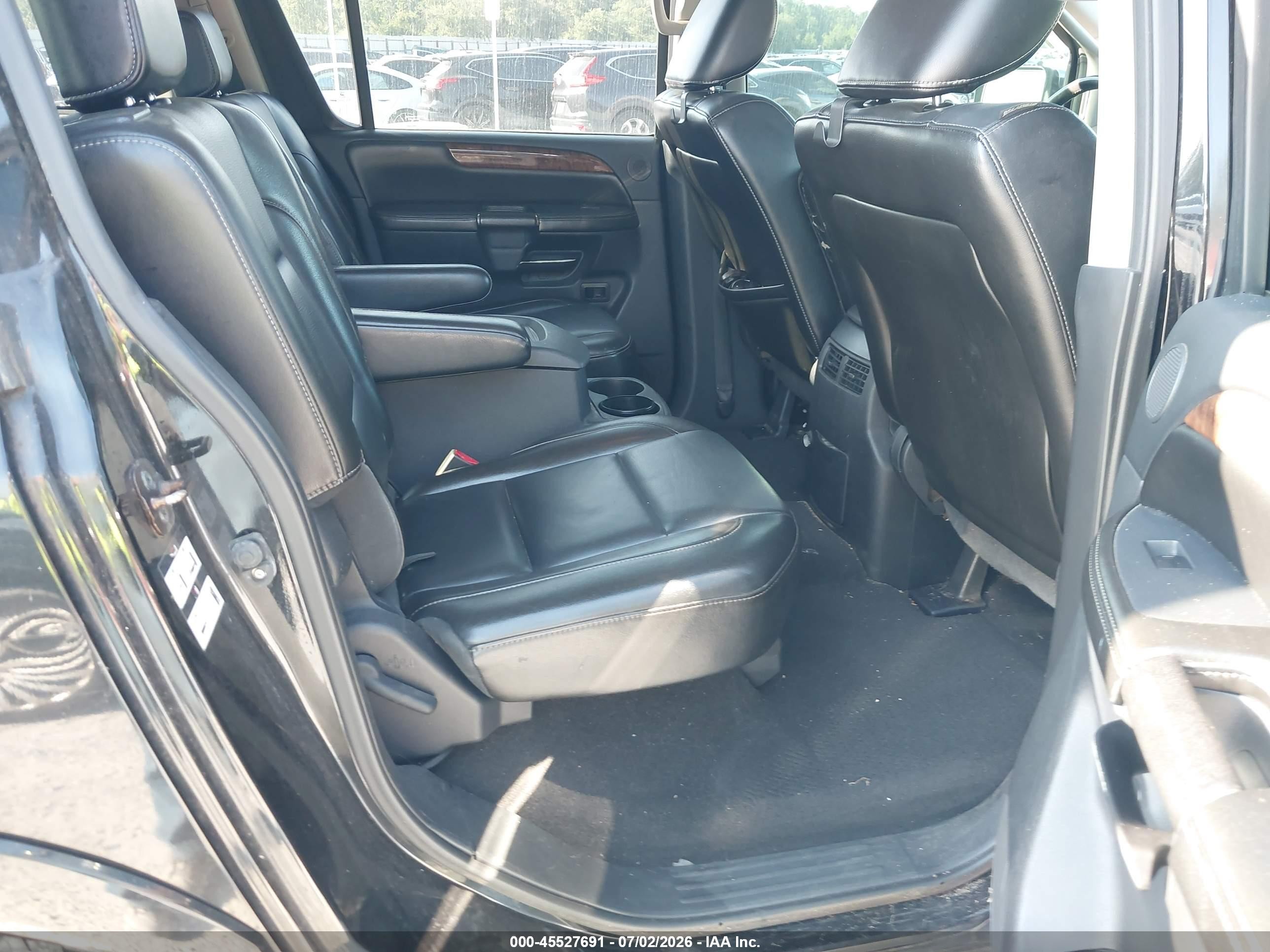 2011 Nissan Armada Platinum Black vin: 5N1BA0NF4BN624436