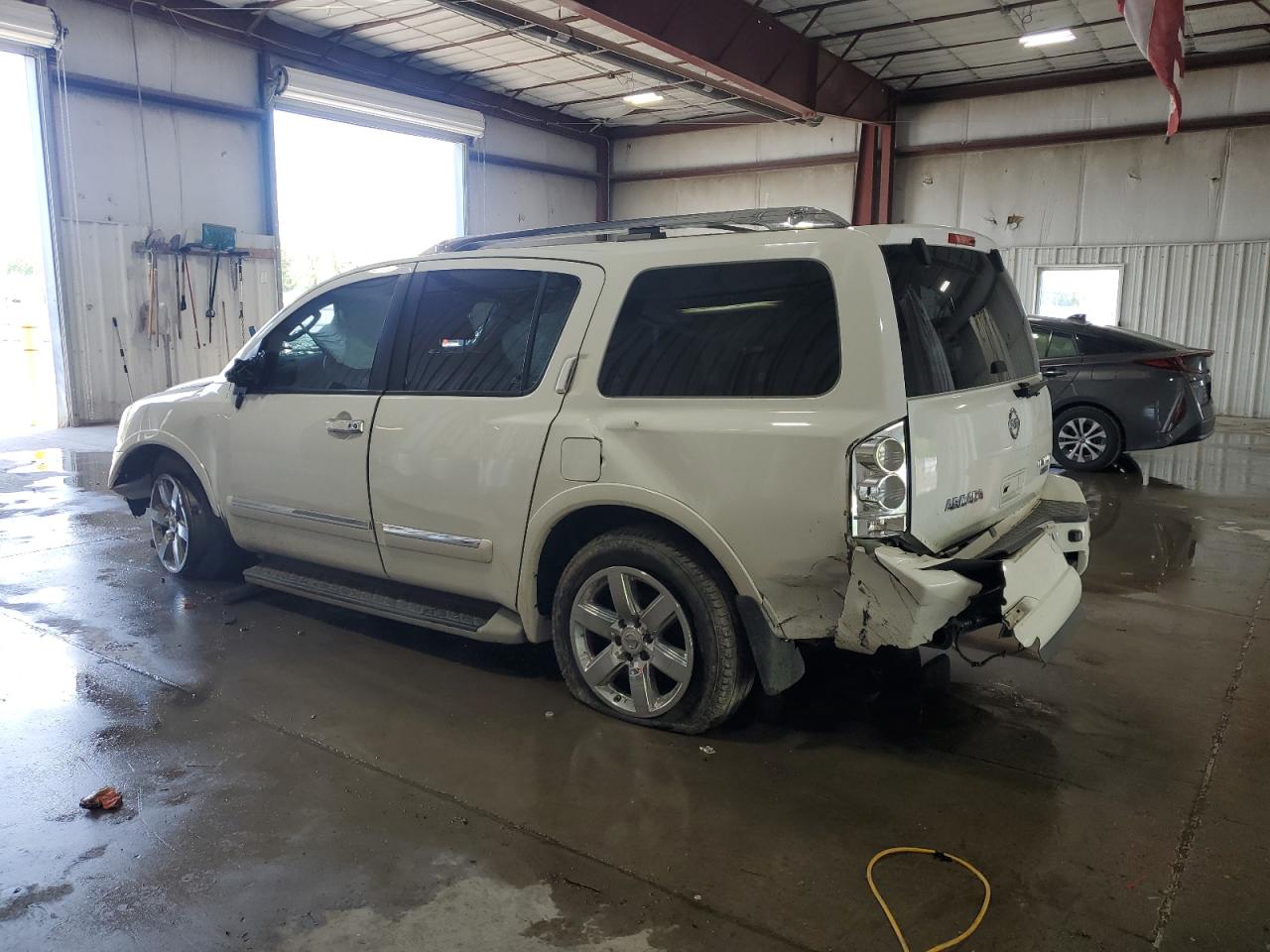 2011 Nissan Armada Platinum White vin: 5N1BA0NF6BN609131