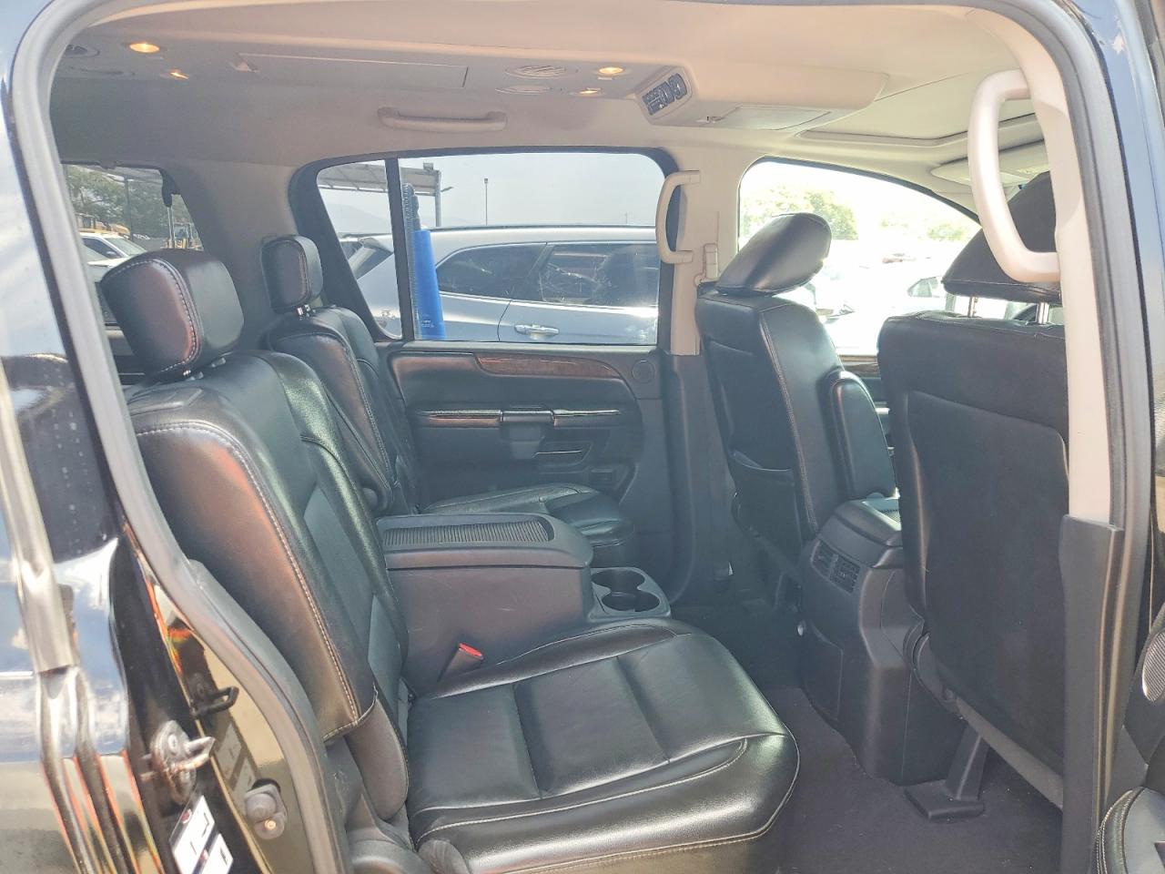2011 Nissan Armada Platinum Black vin: 5N1BA0NF7BN606738