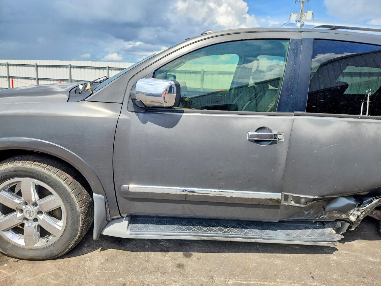 2010 Nissan Armada Platinum Gray vin: 5N1BA0NF8AN601661