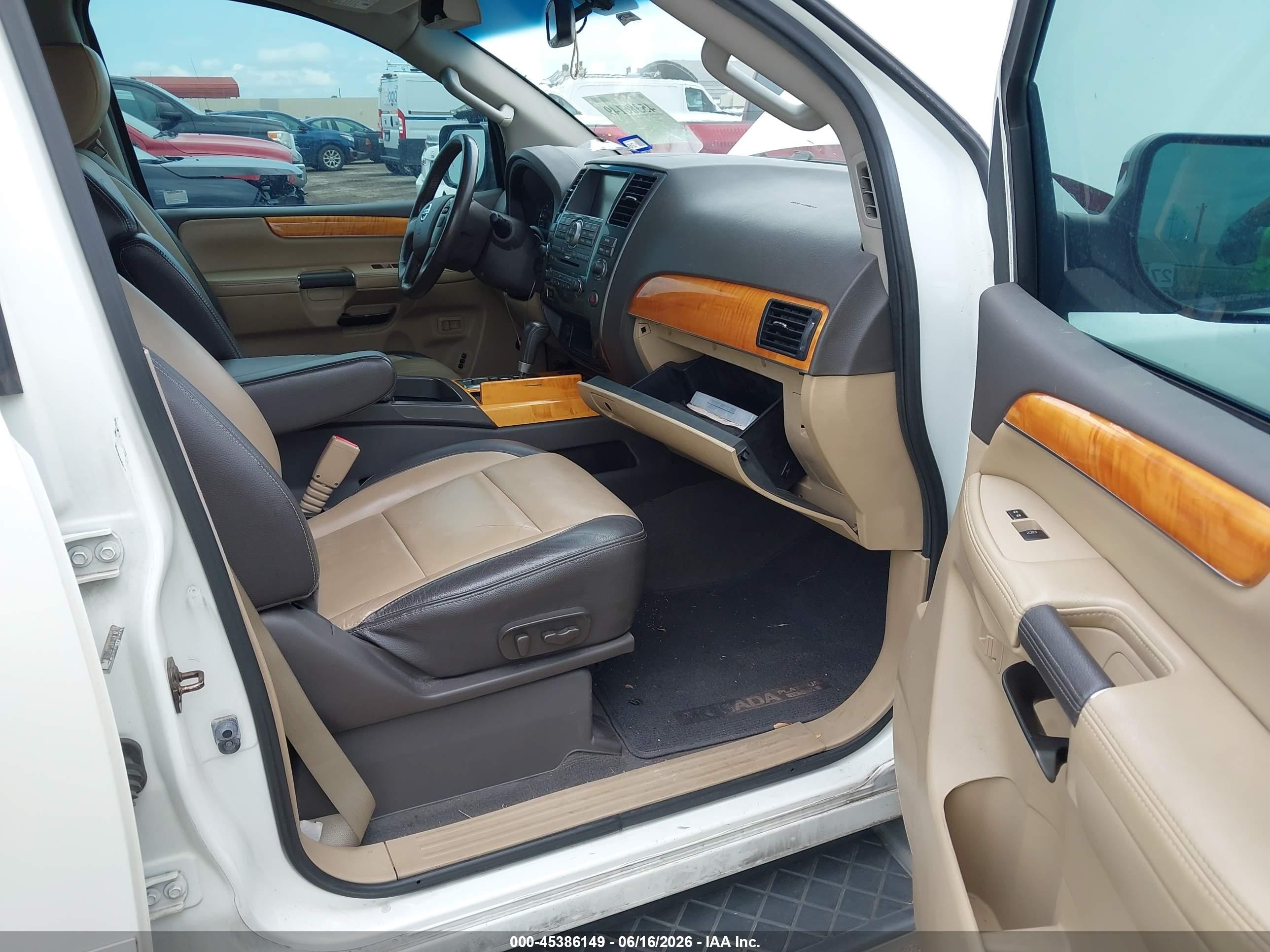 2014 Nissan Armada Platinum White vin: 5N1BA0NF8EN612570