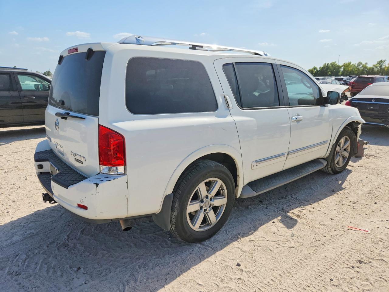 2011 Nissan Armada Platinum White vin: 5N1BA0NF9BN600780