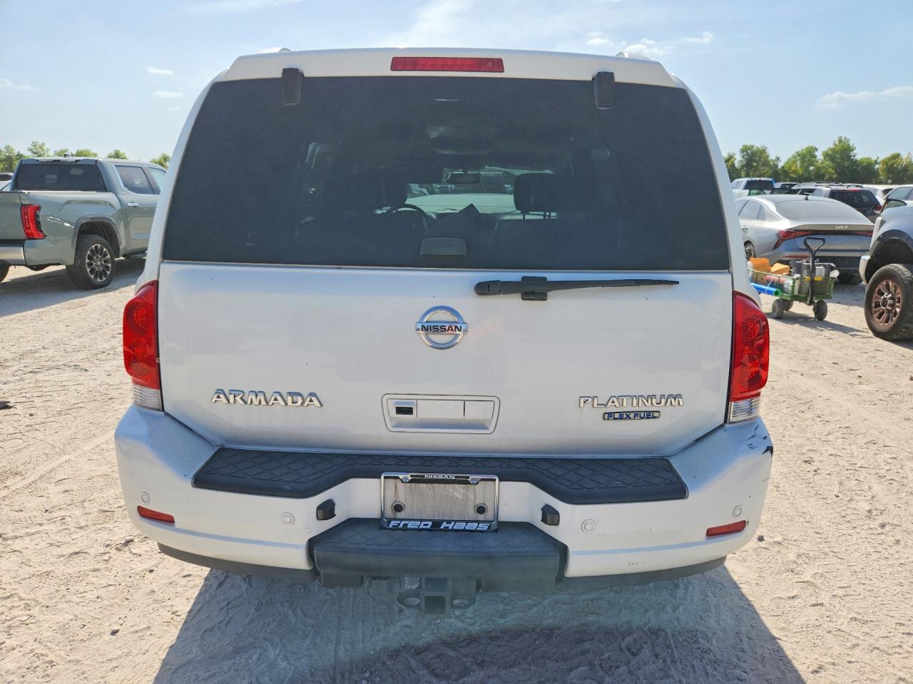 2011 Nissan Armada Platinum White vin: 5N1BA0NF9BN600780