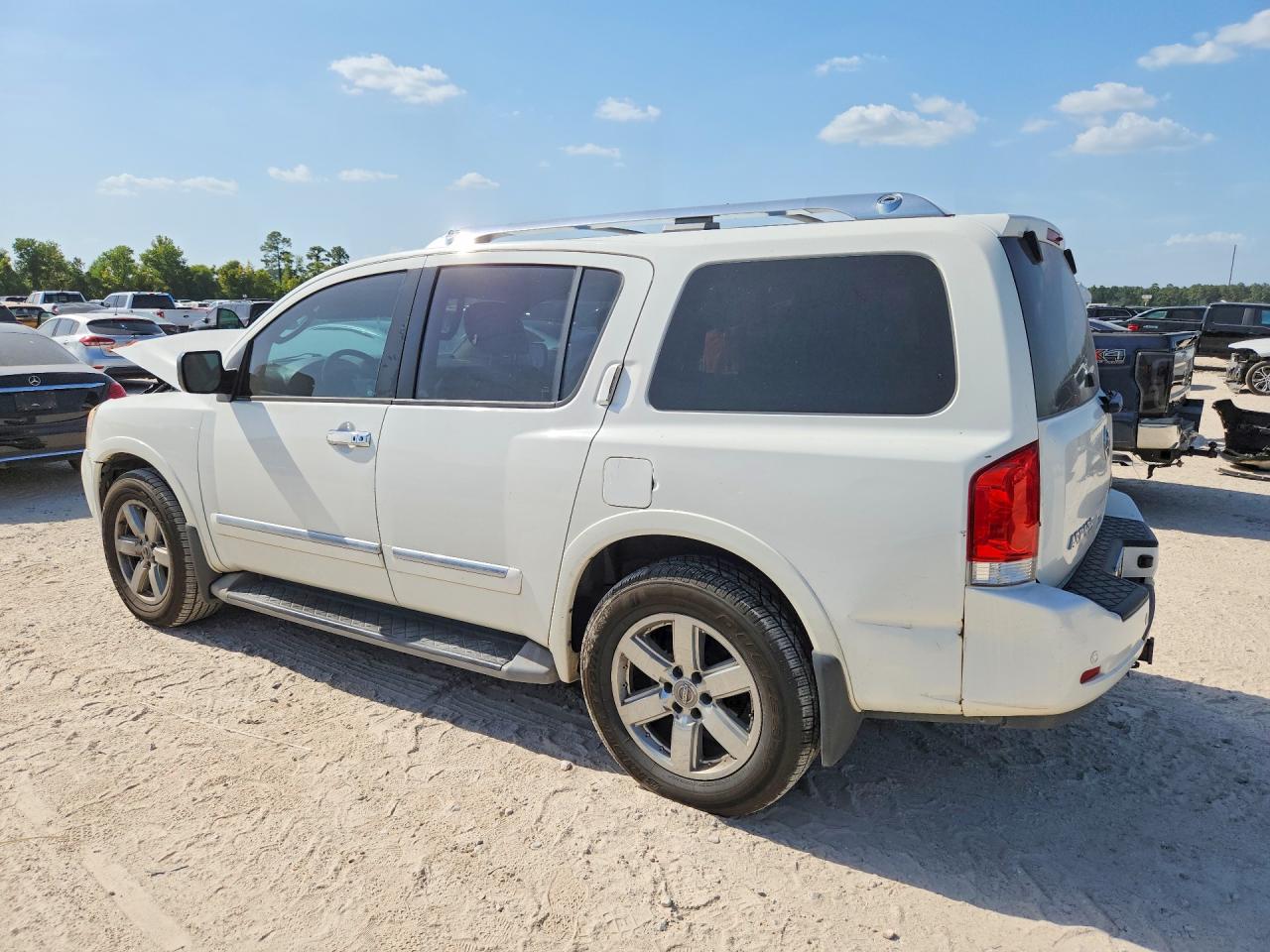 2011 Nissan Armada Platinum White vin: 5N1BA0NF9BN600780