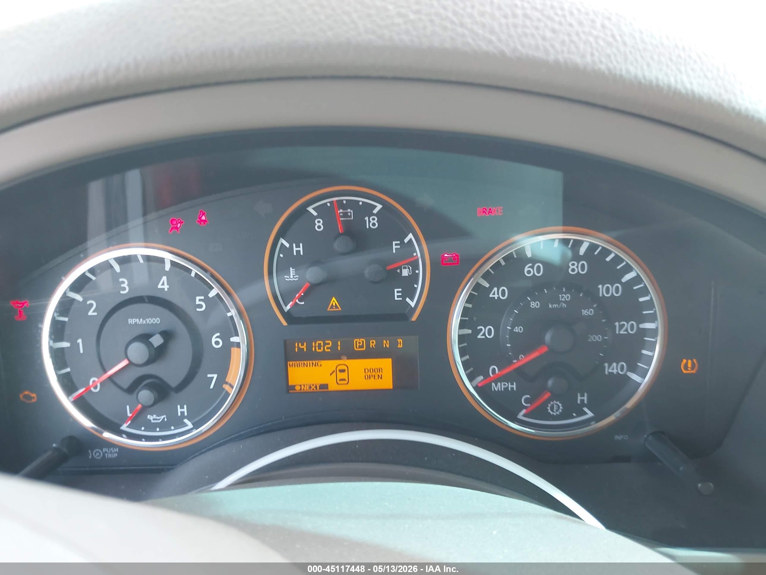 2014 Nissan Armada Platinum White vin: 5N1BA0NF9EN601481