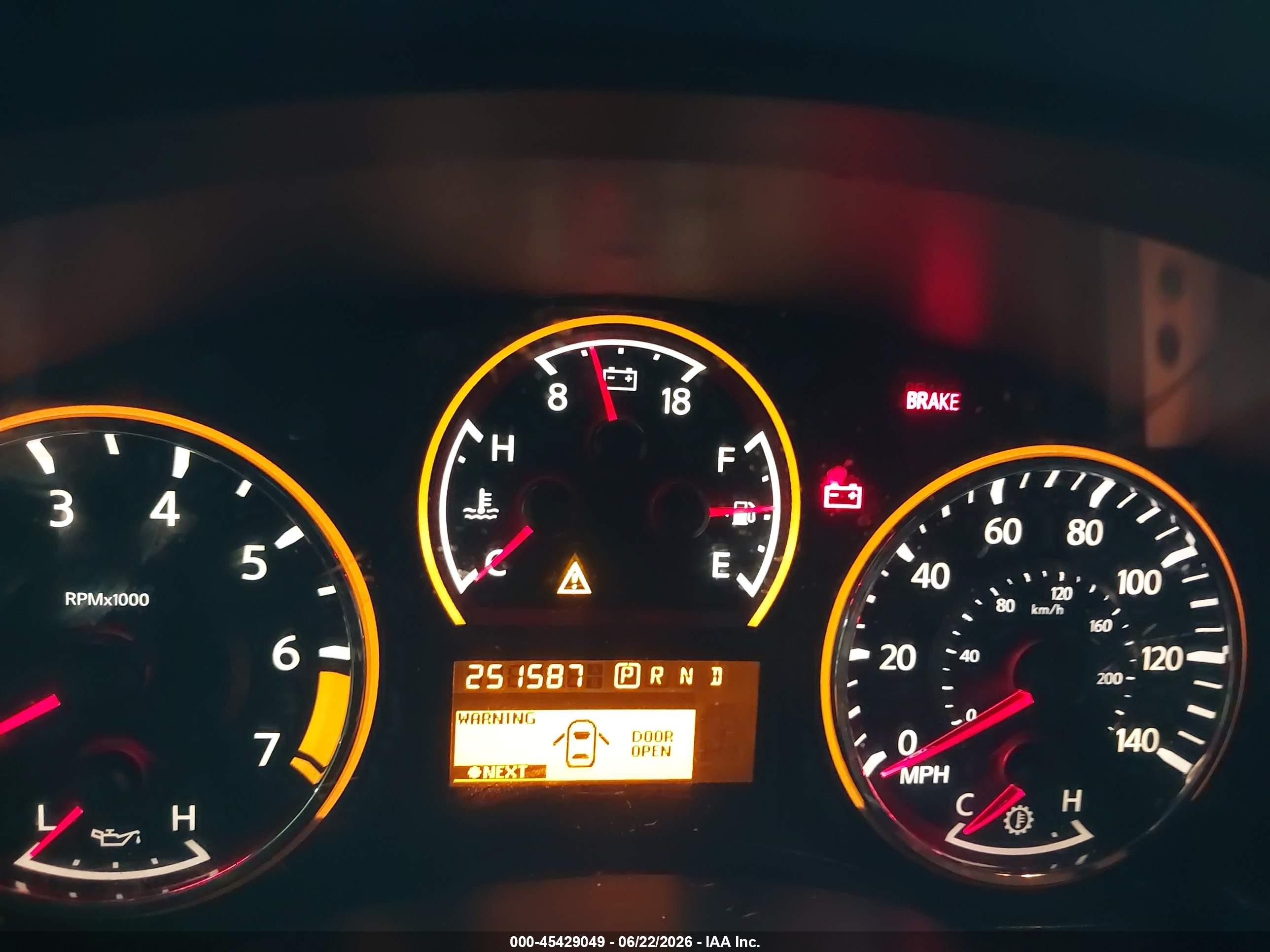 2015 Nissan Armada Platinum Белый vin: 5N1BA0NF9FN611039