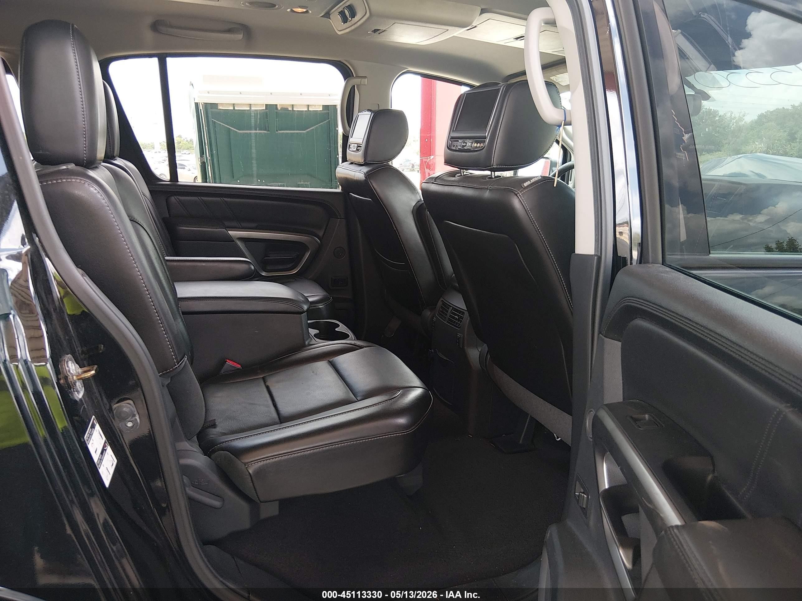 2015 Nissan Armada Platinum Black vin: 5N1BA0NF9FN622977