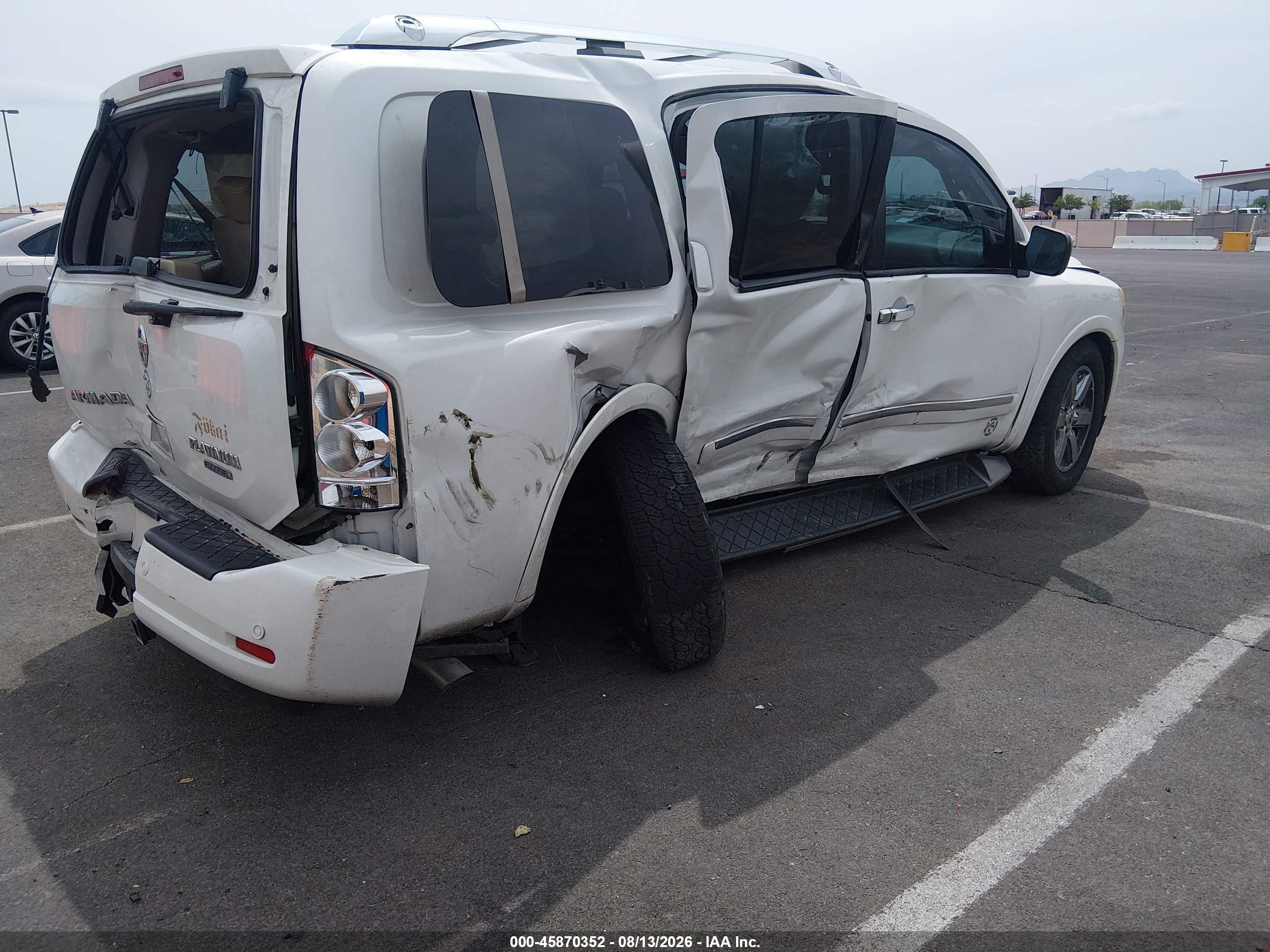 2013 Nissan Armada Platinum Белый vin: 5N1BA0NFXDN615663