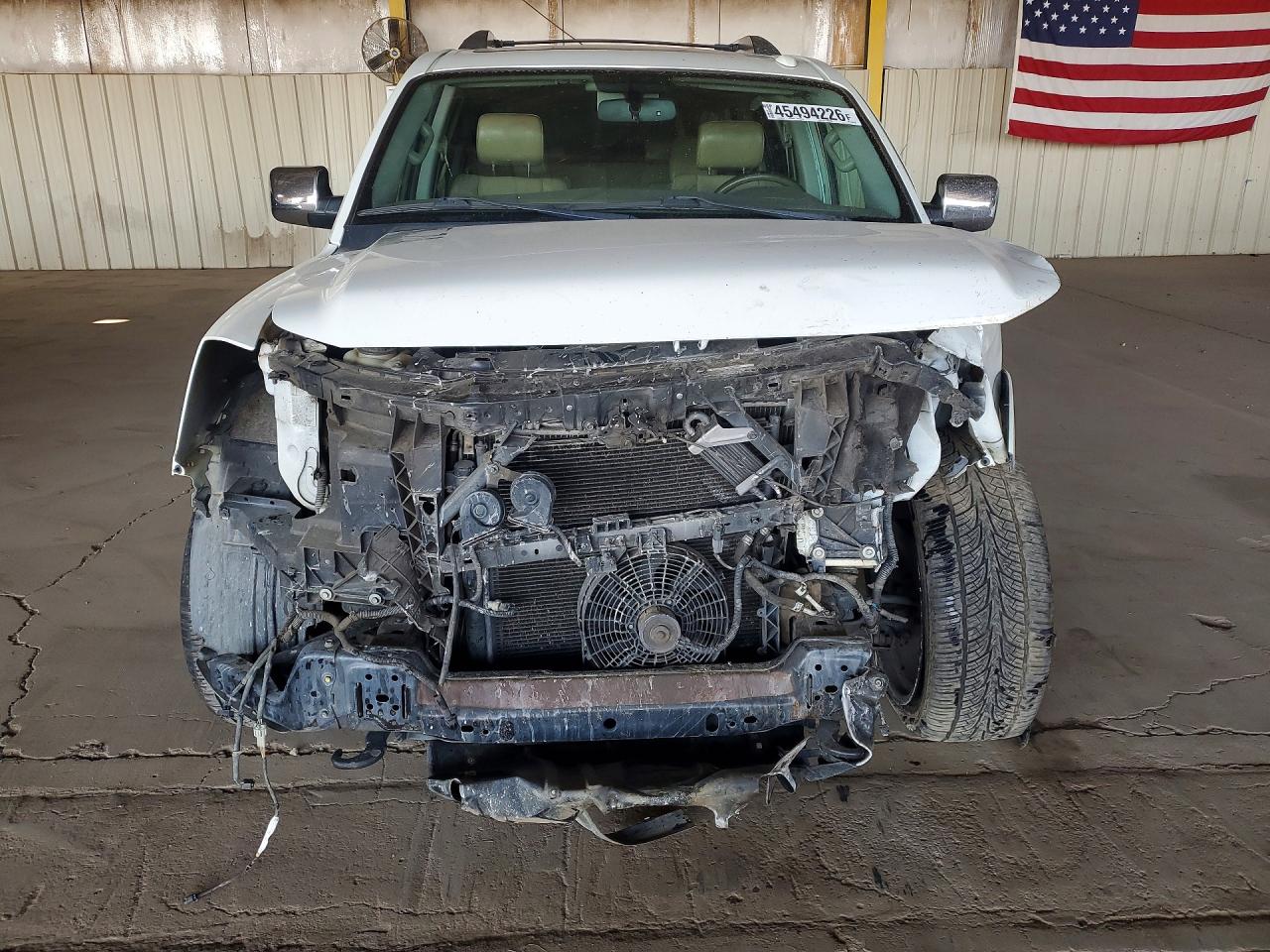 2015 Nissan Armada Platinum White vin: 5N1BA0NFXFN609011