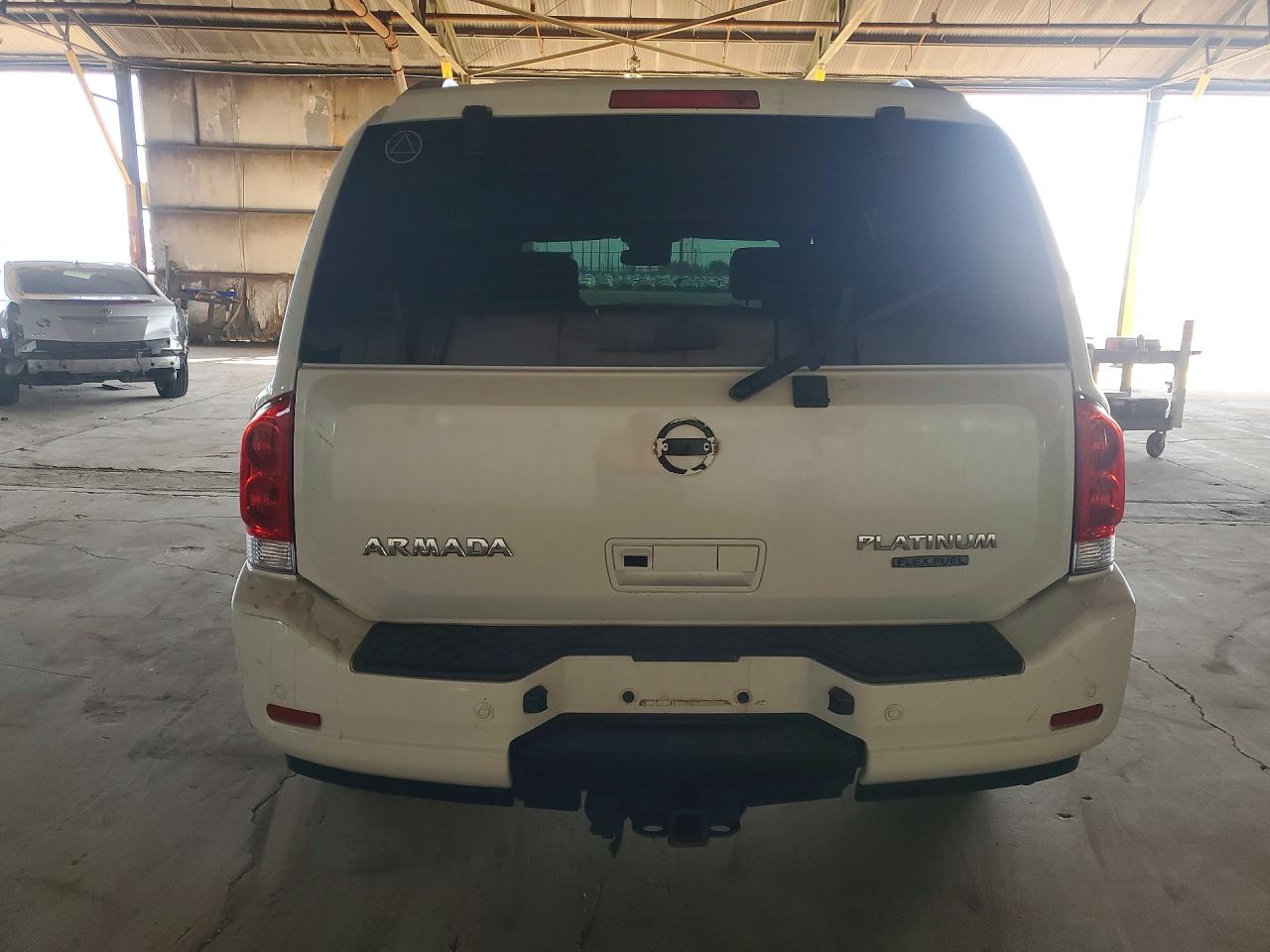 2015 Nissan Armada Platinum White vin: 5N1BA0NFXFN609011