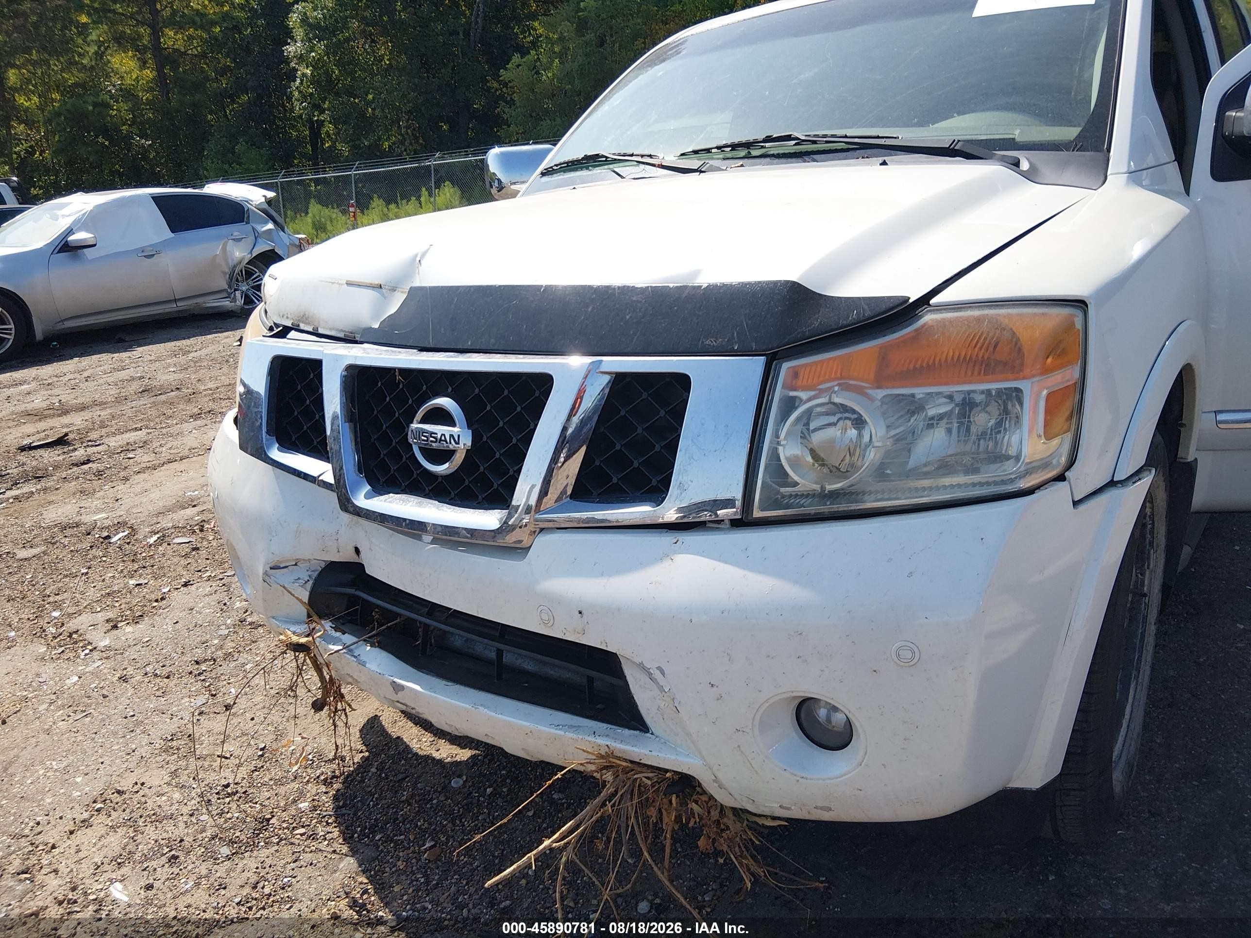 2015 Nissan Armada Platinum White vin: 5N1BA0NFXFN611759