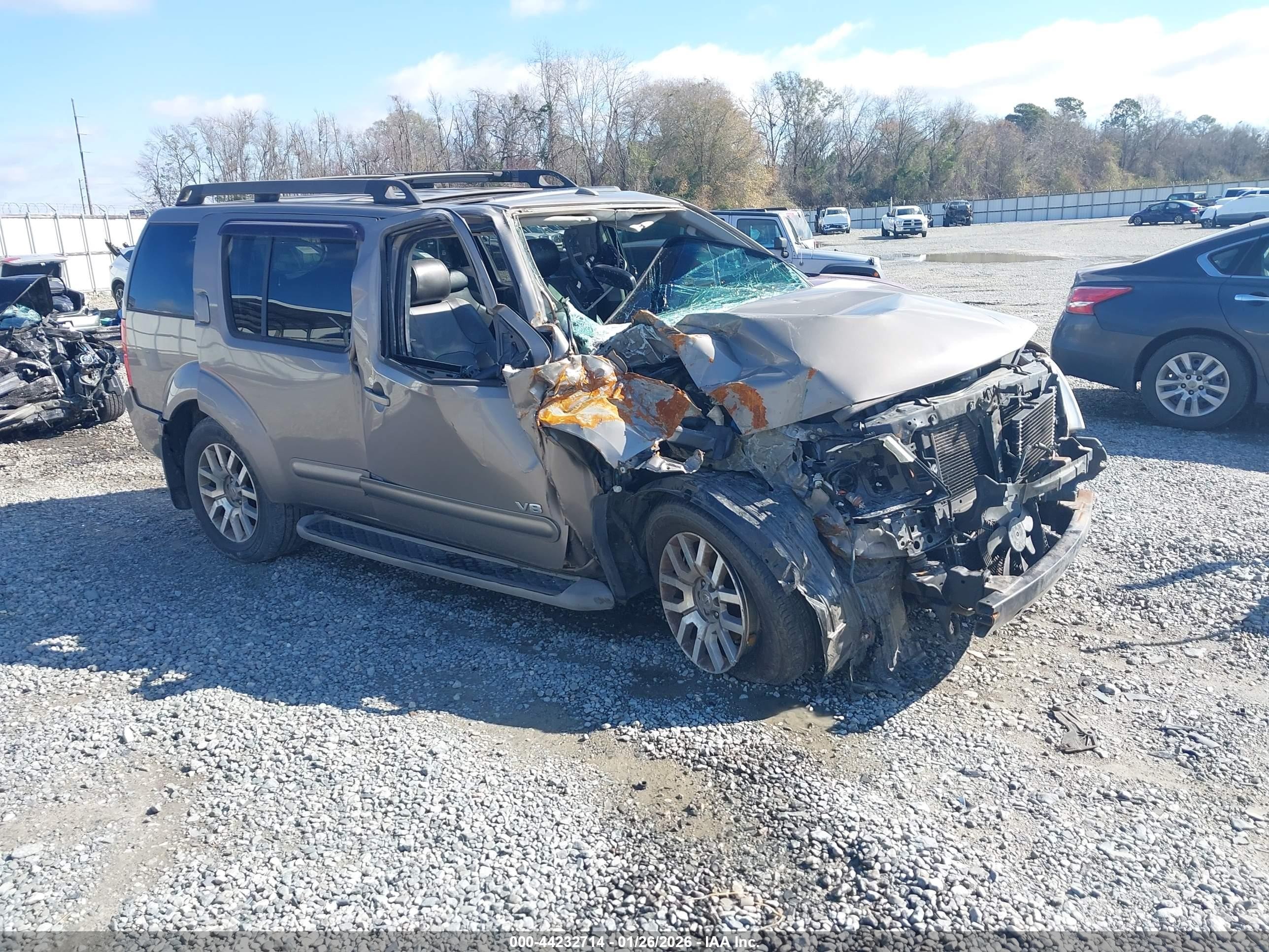 2008 Nissan Pathfinder Se V8 Gold vin: 5N1BR18A18C629581