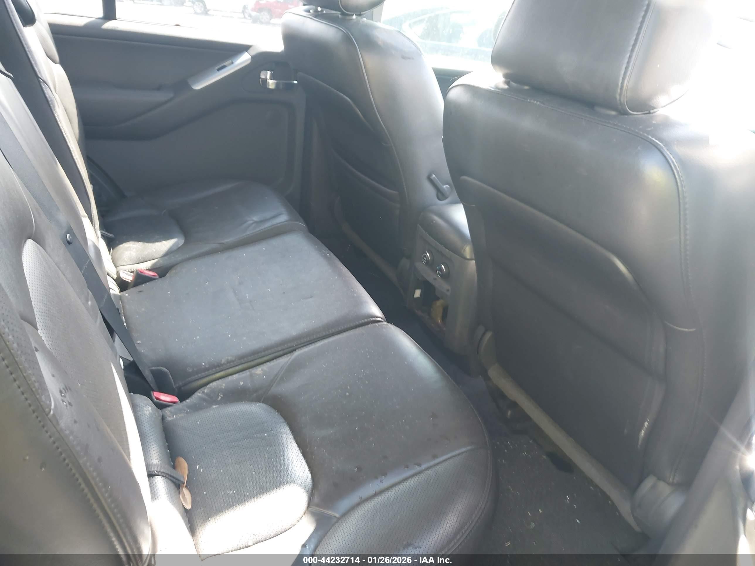 2008 Nissan Pathfinder Se V8 Золотой vin: 5N1BR18A18C629581