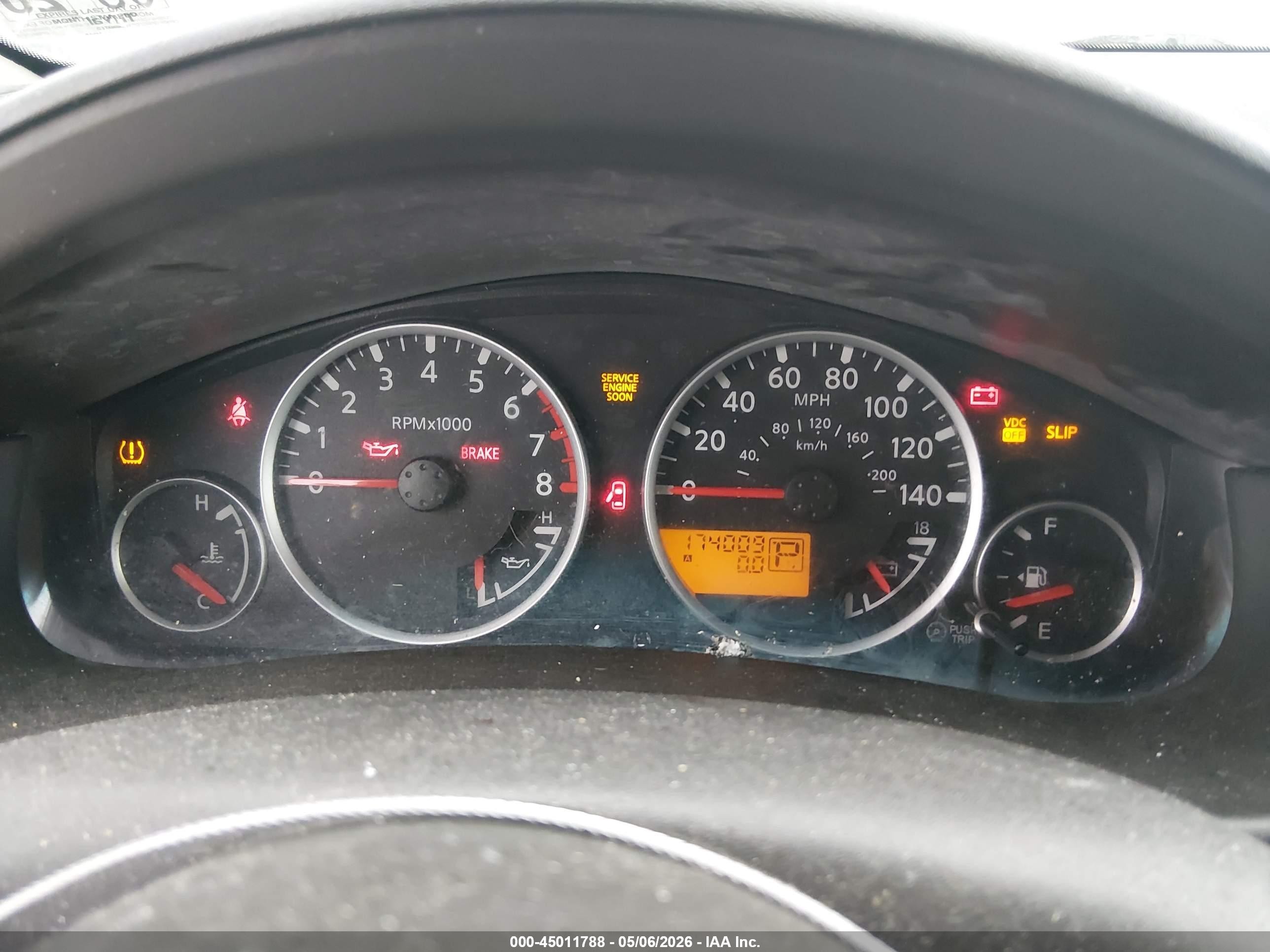 2008 Nissan Pathfinder Le V8 Белый vin: 5N1BR18A28C638046