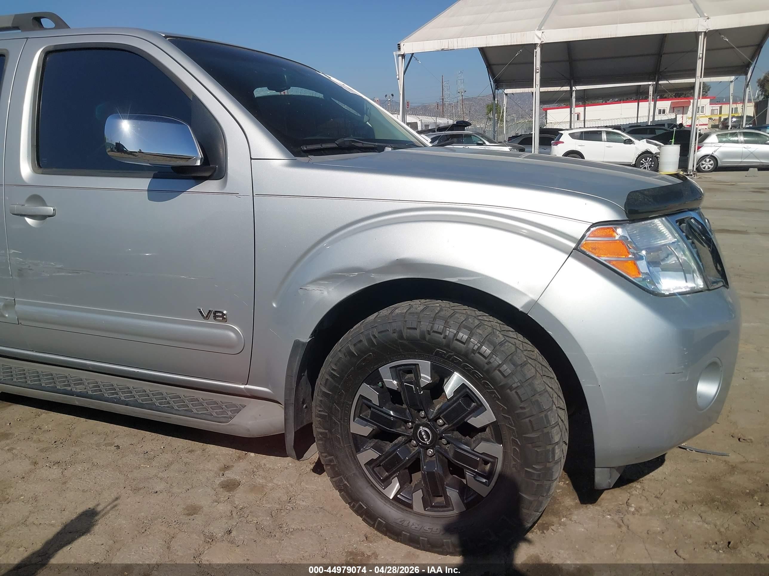 2008 Nissan Pathfinder Se V8 Silver vin: 5N1BR18A38C634958