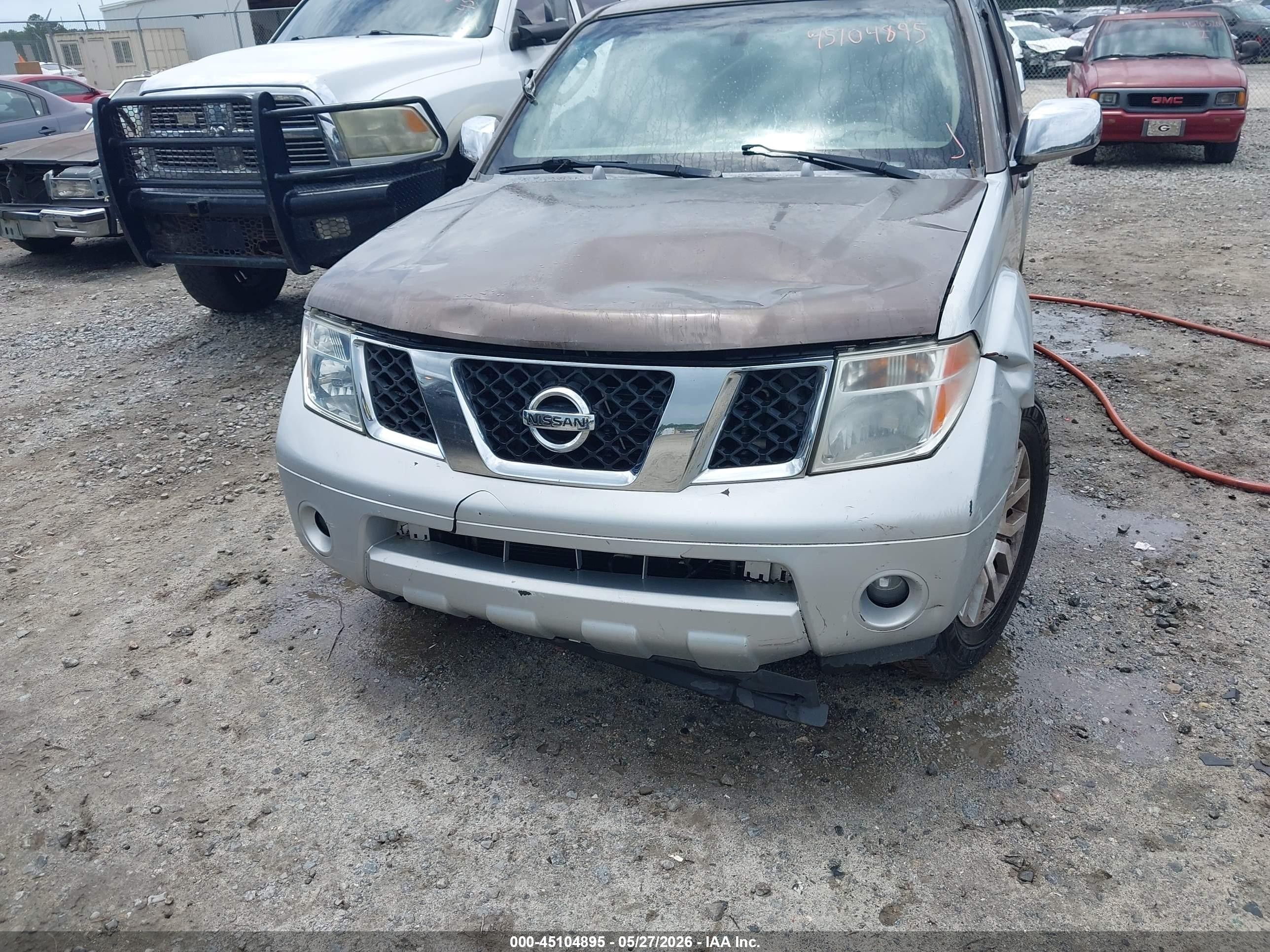2008 Nissan Pathfinder Le V8 Brown vin: 5N1BR18A48C601600