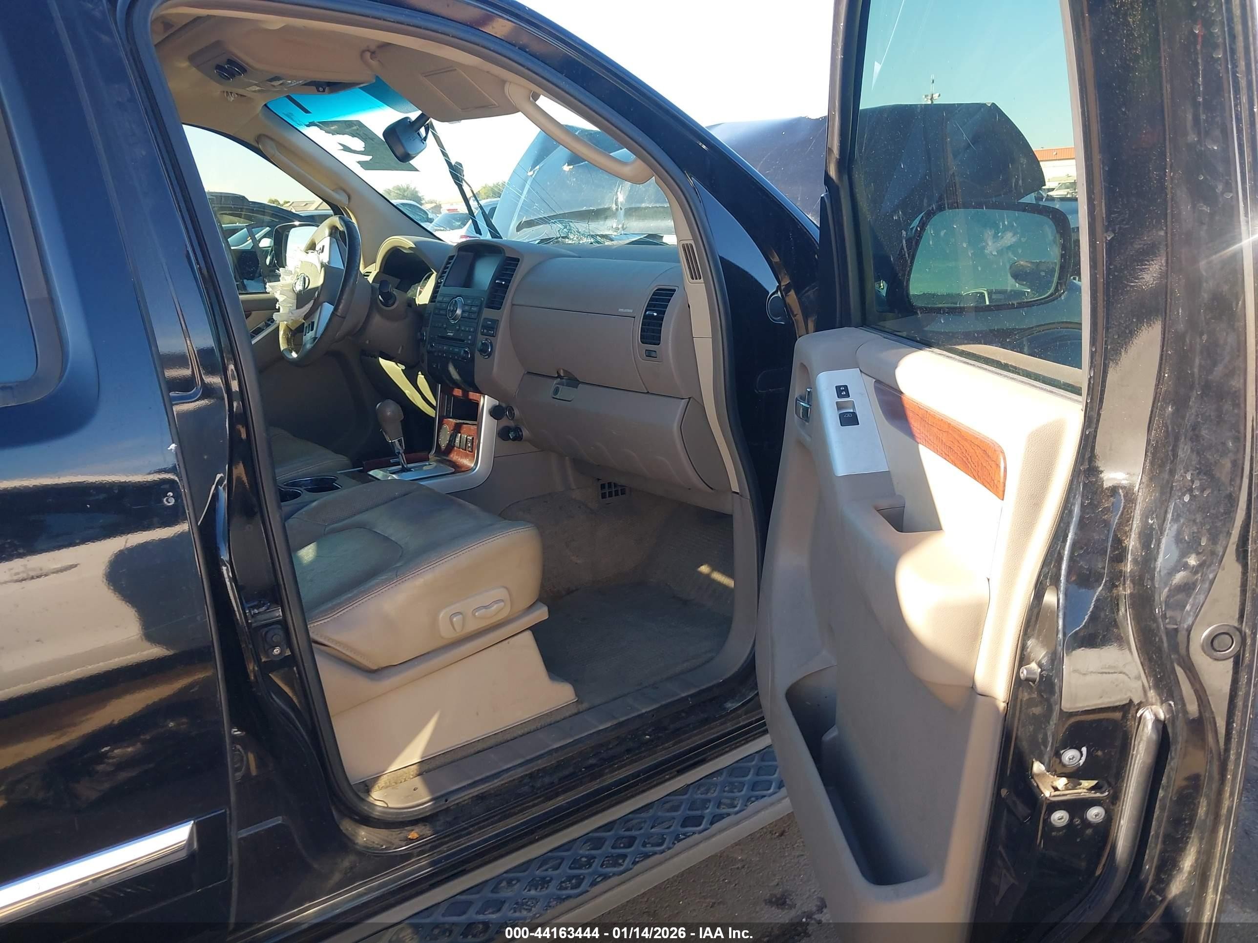 2008 Nissan Pathfinder Le V8 Черный vin: 5N1BR18A78C609836