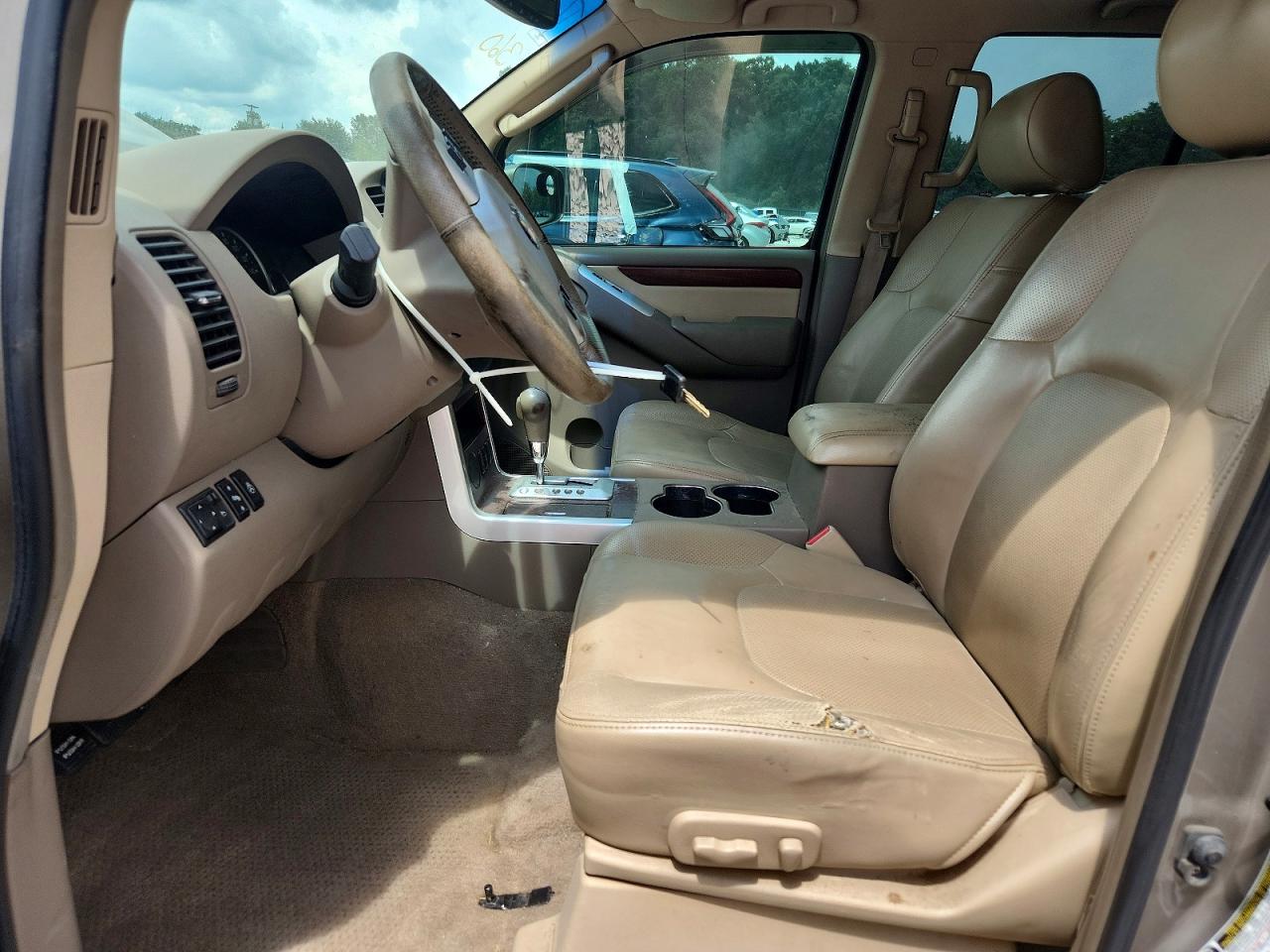 2008 Nissan Pathfinder Se V8 Tan vin: 5N1BR18A88C621462