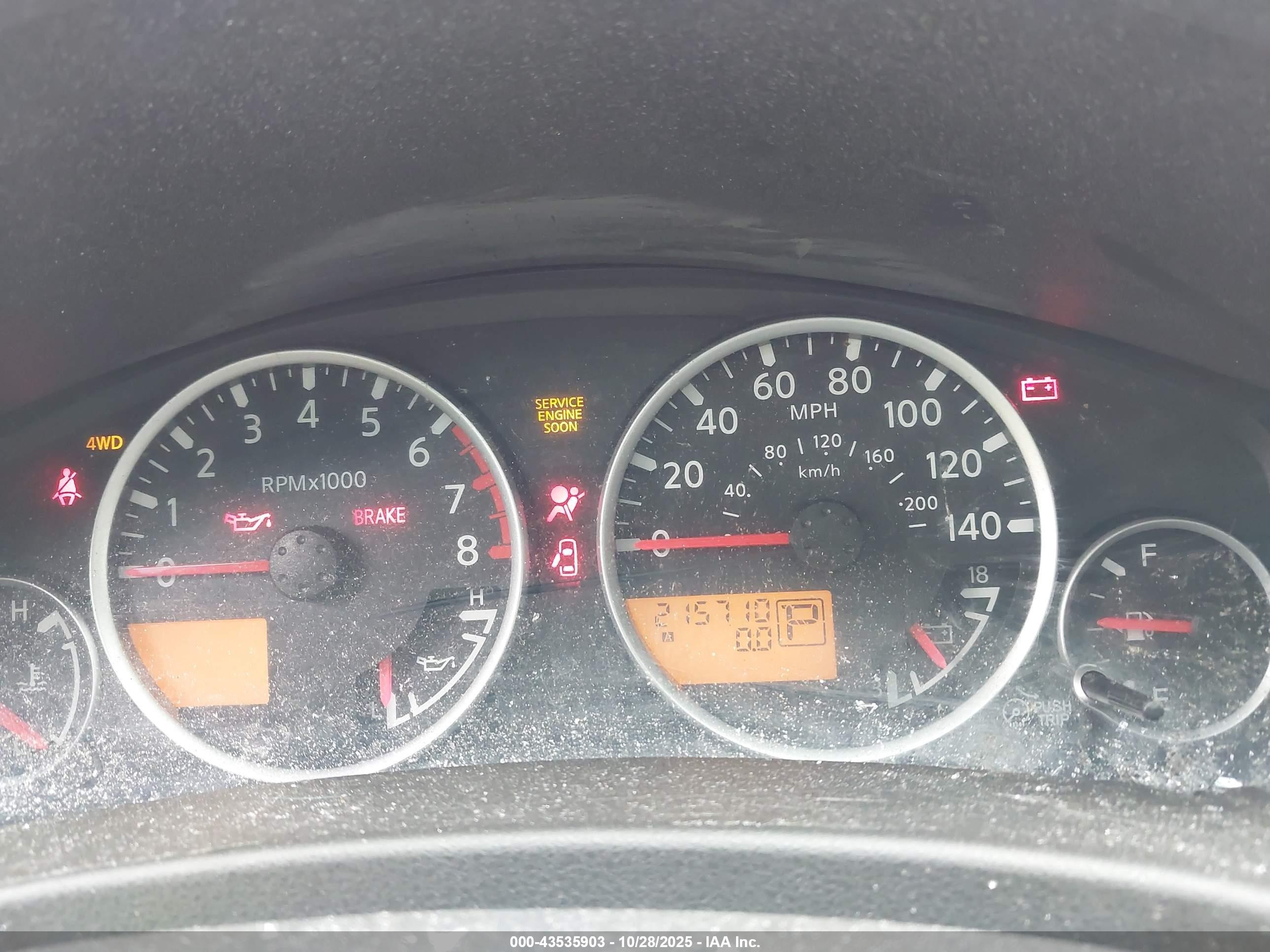 2008 Nissan Pathfinder Le V8 Серебряный vin: 5N1BR18B18C632991