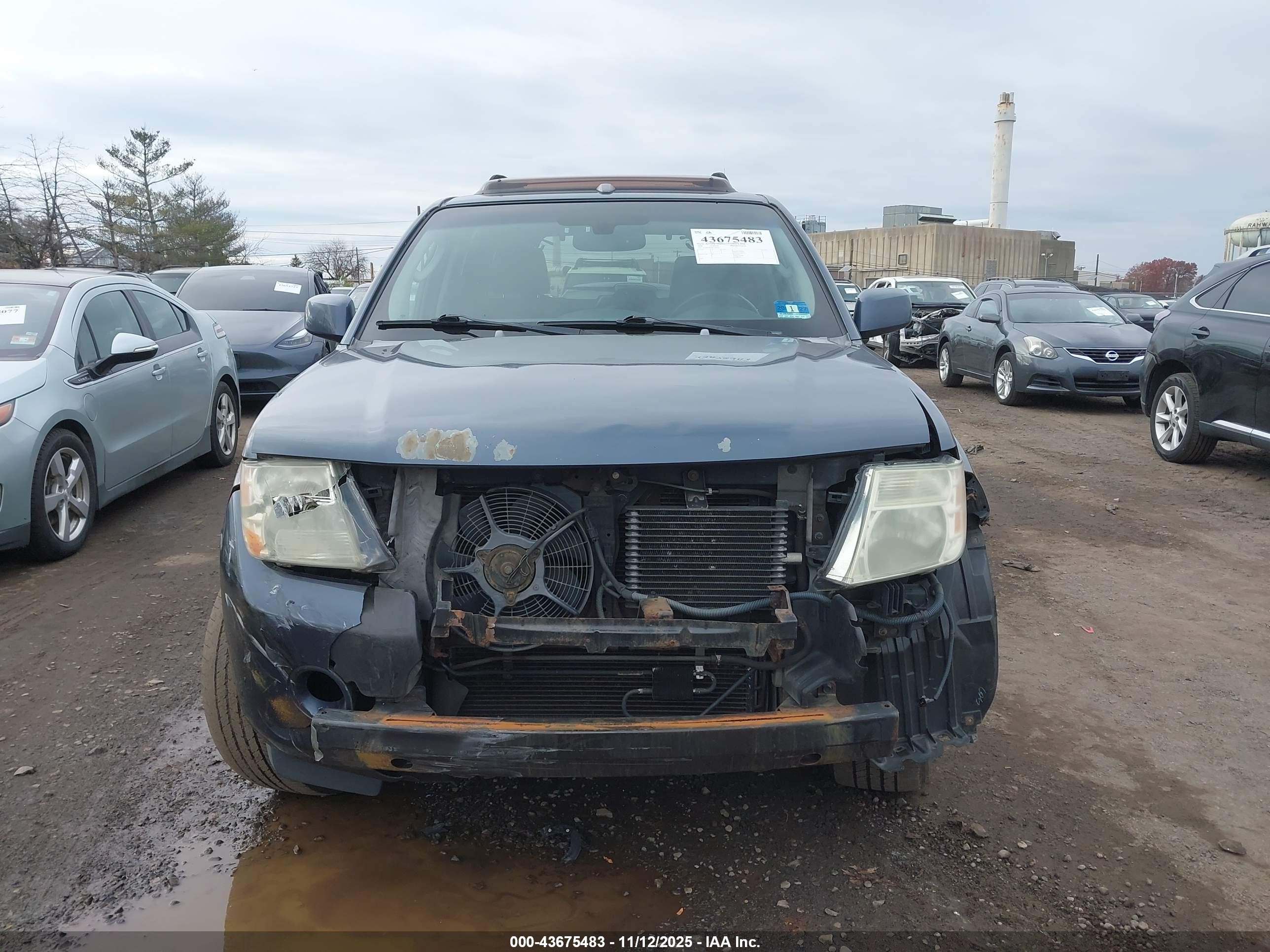 2008 Nissan Pathfinder Le V8 Blue vin: 5N1BR18B88C608705