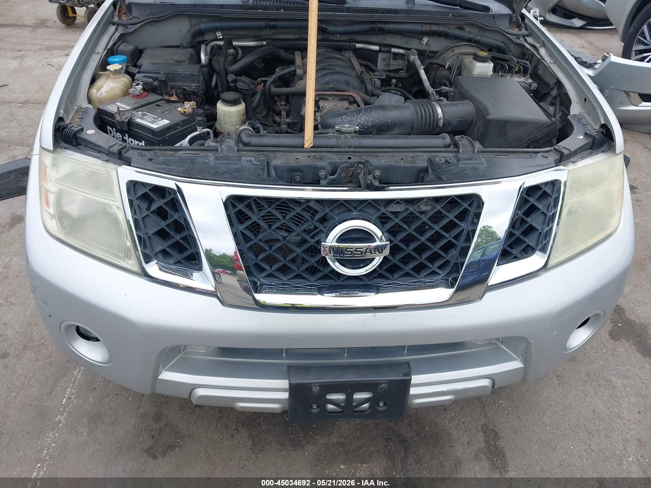 2010 Nissan Pathfinder Le V8 Silver vin: 5N1BR1NB5AC614505