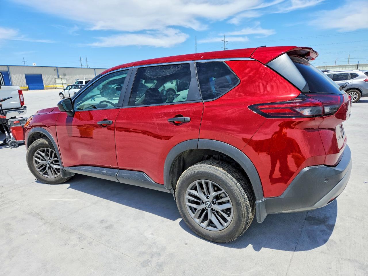 2023 Nissan Rogue S Red vin: 5N1BT3AA0PC939999
