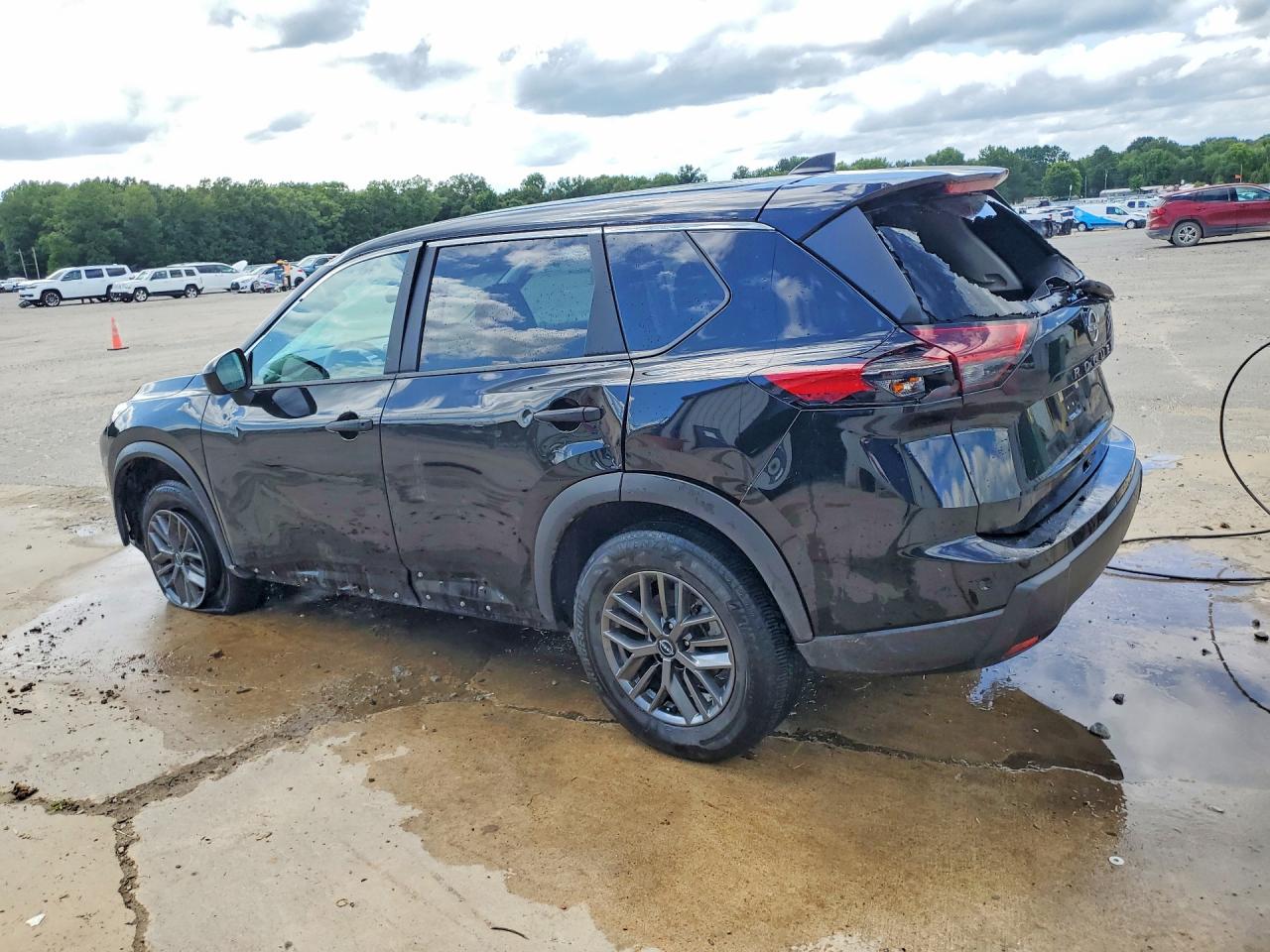 2024 Nissan Rogue S Черный vin: 5N1BT3AA2RC694612