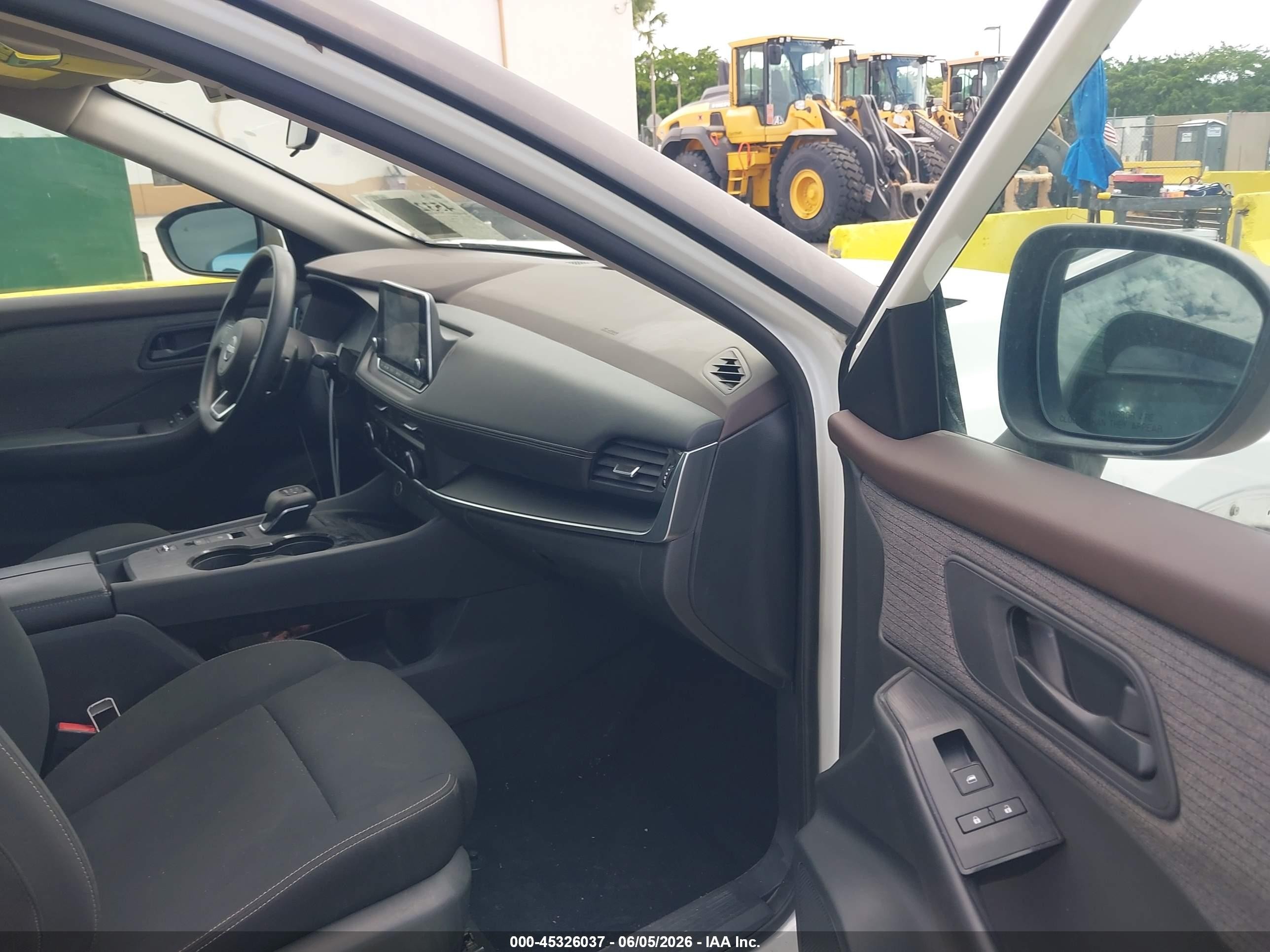 2023 Nissan Rogue S Fwd Белый vin: 5N1BT3AA4PC792392