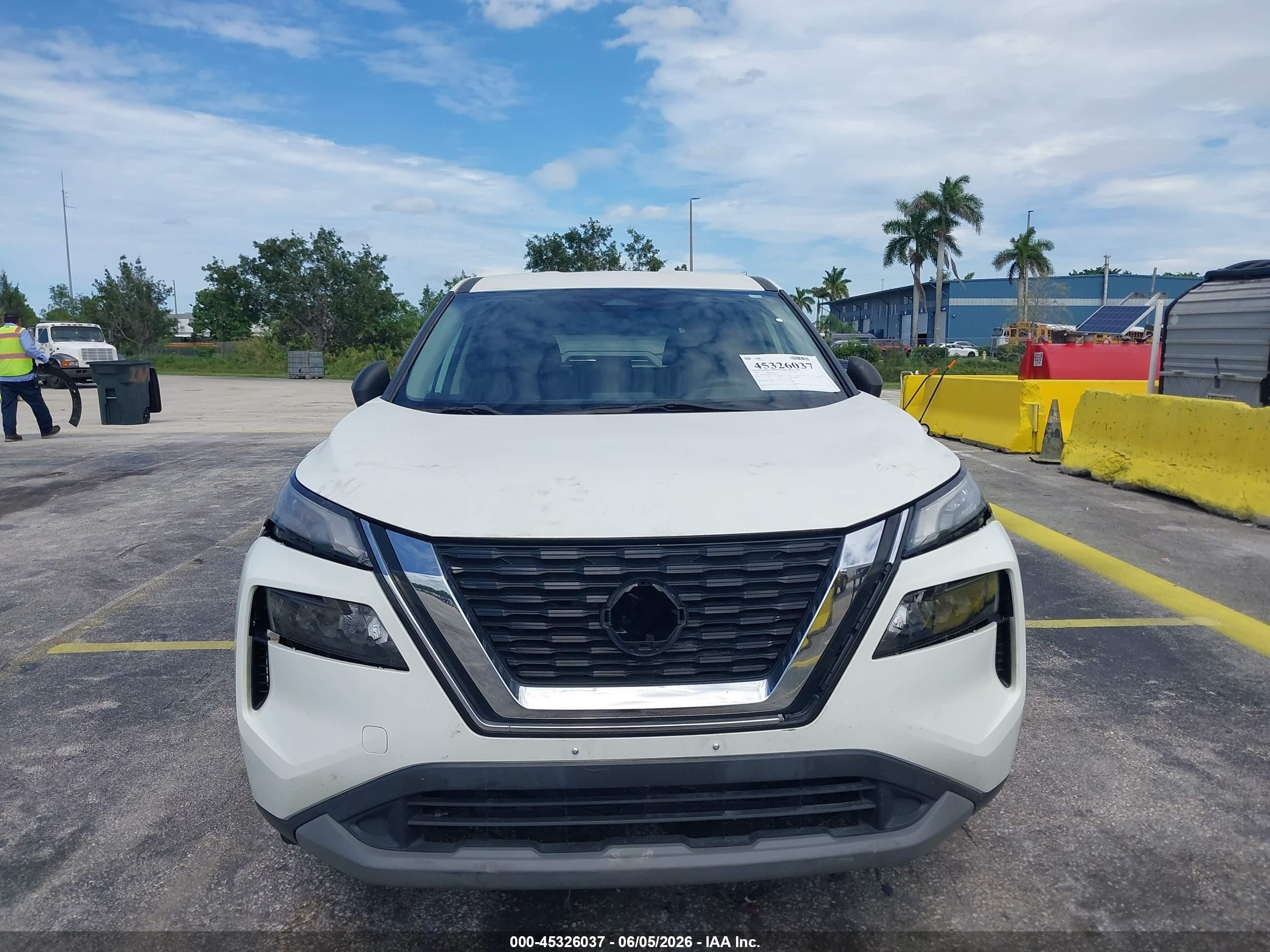 2023 Nissan Rogue S Fwd Белый vin: 5N1BT3AA4PC792392