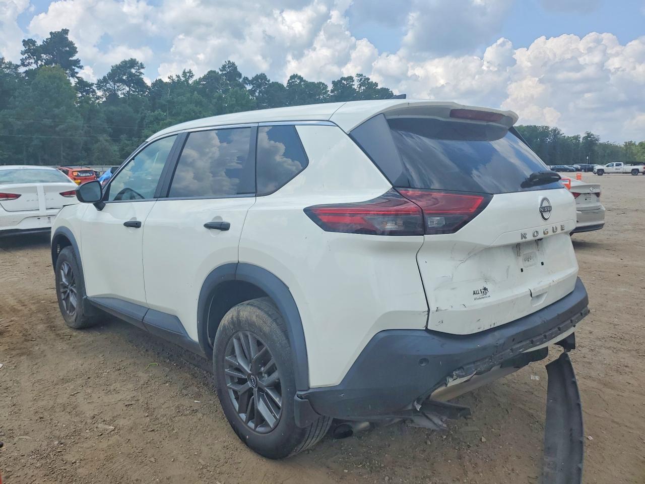 2023 Nissan Rogue S White vin: 5N1BT3AA6PC744473