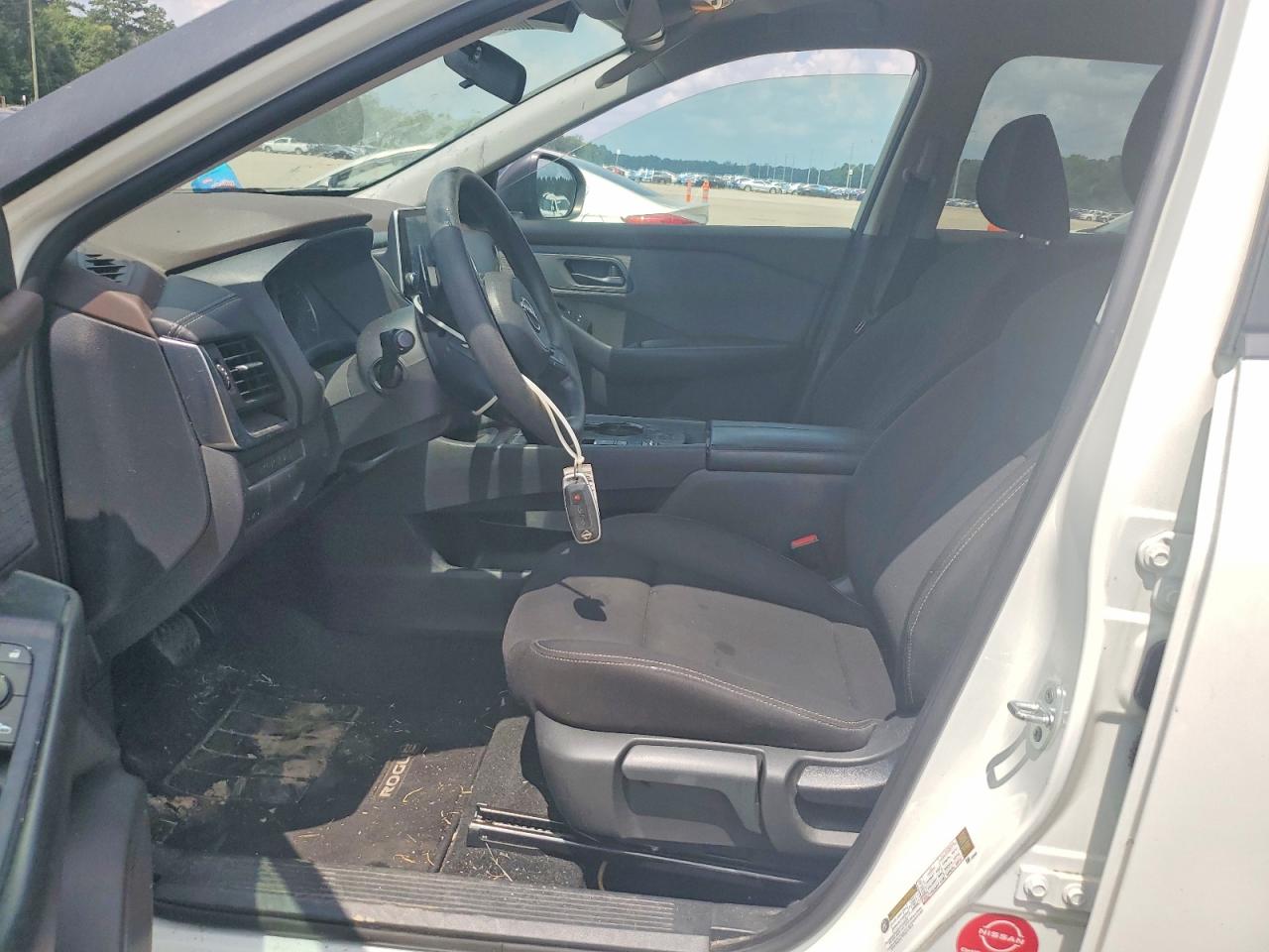 2023 Nissan Rogue S White vin: 5N1BT3AA6PC744473