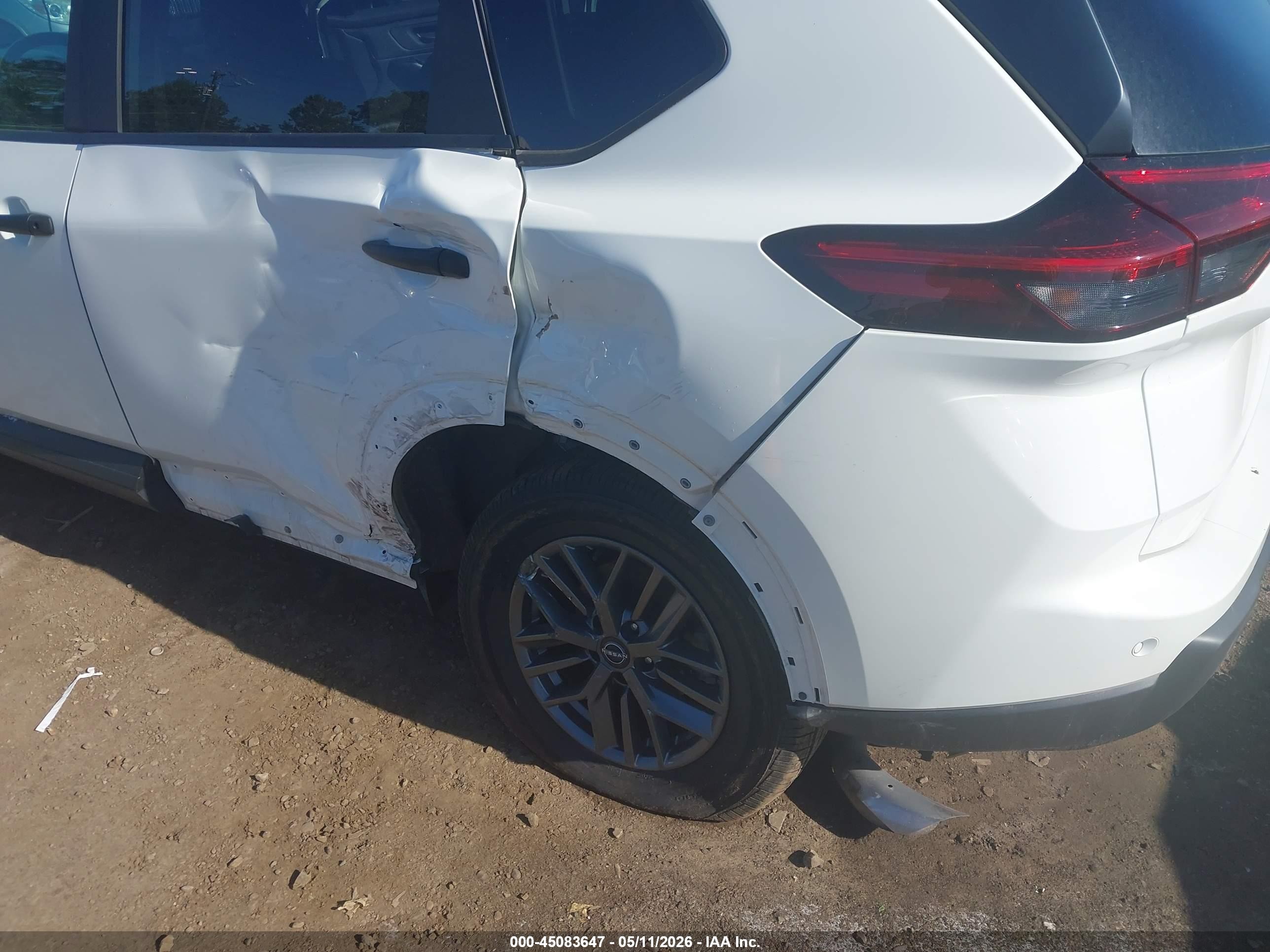 2024 Nissan Rogue S Fwd White vin: 5N1BT3AA7RC696534