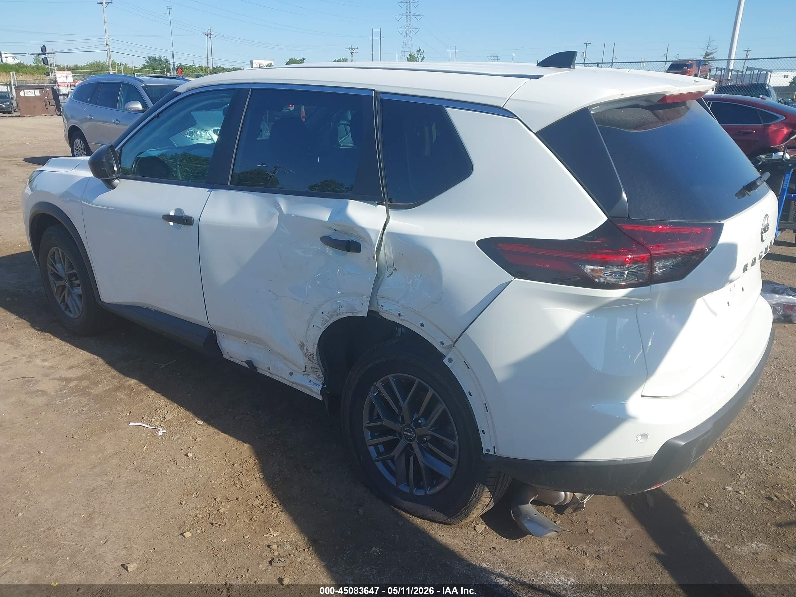 2024 Nissan Rogue S Fwd White vin: 5N1BT3AA7RC696534