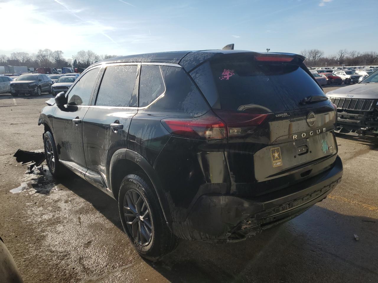 2023 Nissan Rogue S Черный vin: 5N1BT3AB1PC892734 Damage: Rear Bumper, Cracked, 1 To 2 Inches