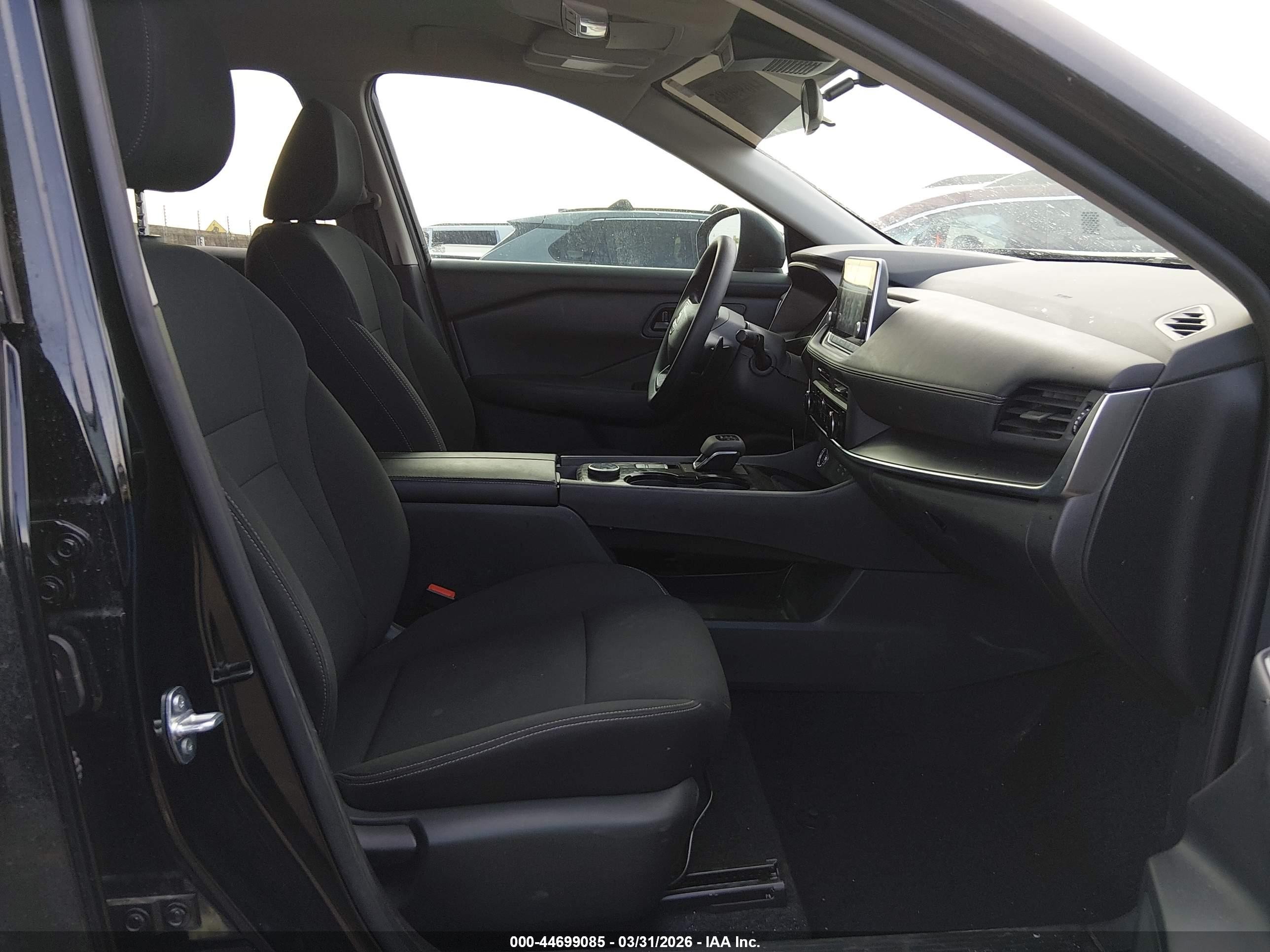 2025 Nissan Rogue S Intelligent Awd Black vin: 5N1BT3AB1SC767158