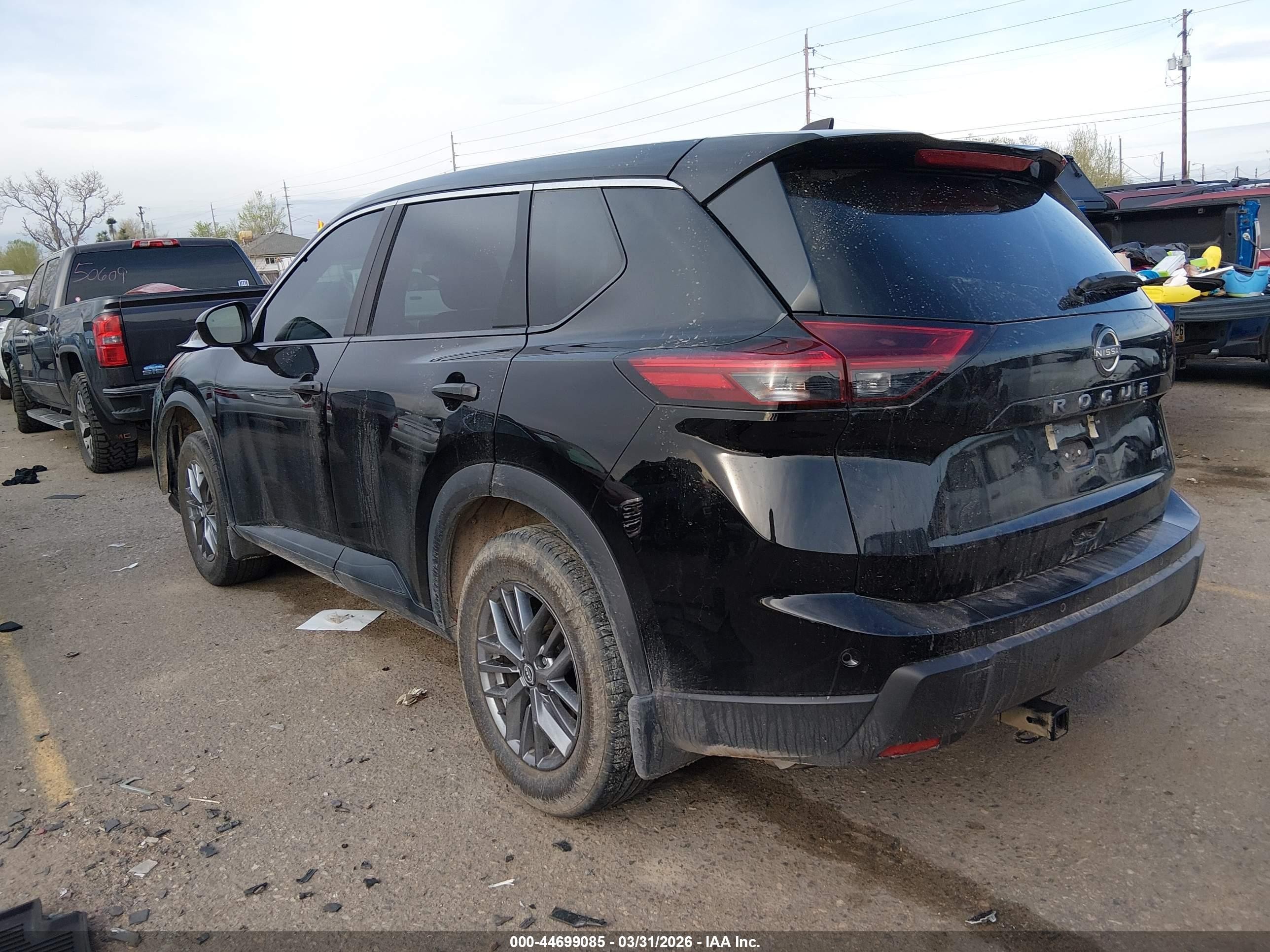 2025 Nissan Rogue S Intelligent Awd Black vin: 5N1BT3AB1SC767158