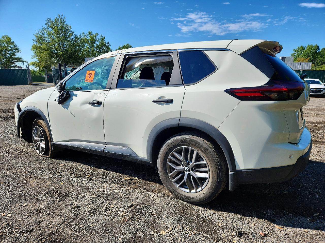 2024 Nissan Rogue S White vin: 5N1BT3AB2RC689905